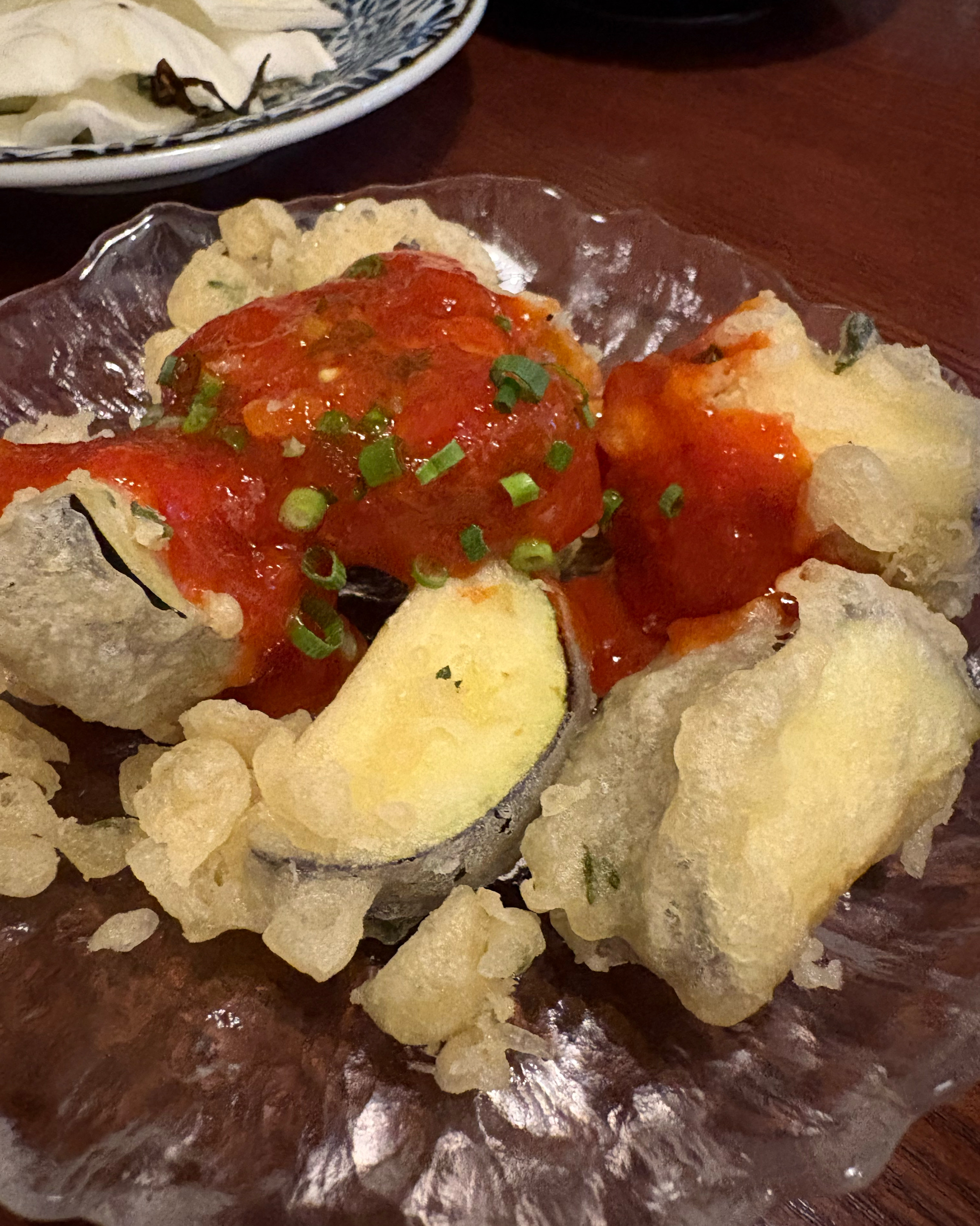 음식도 맛있고 룸이 있어 모임하기 좋아요 일본에 온듯한 분위기 —- 좋은이들과 꼭함 들러보