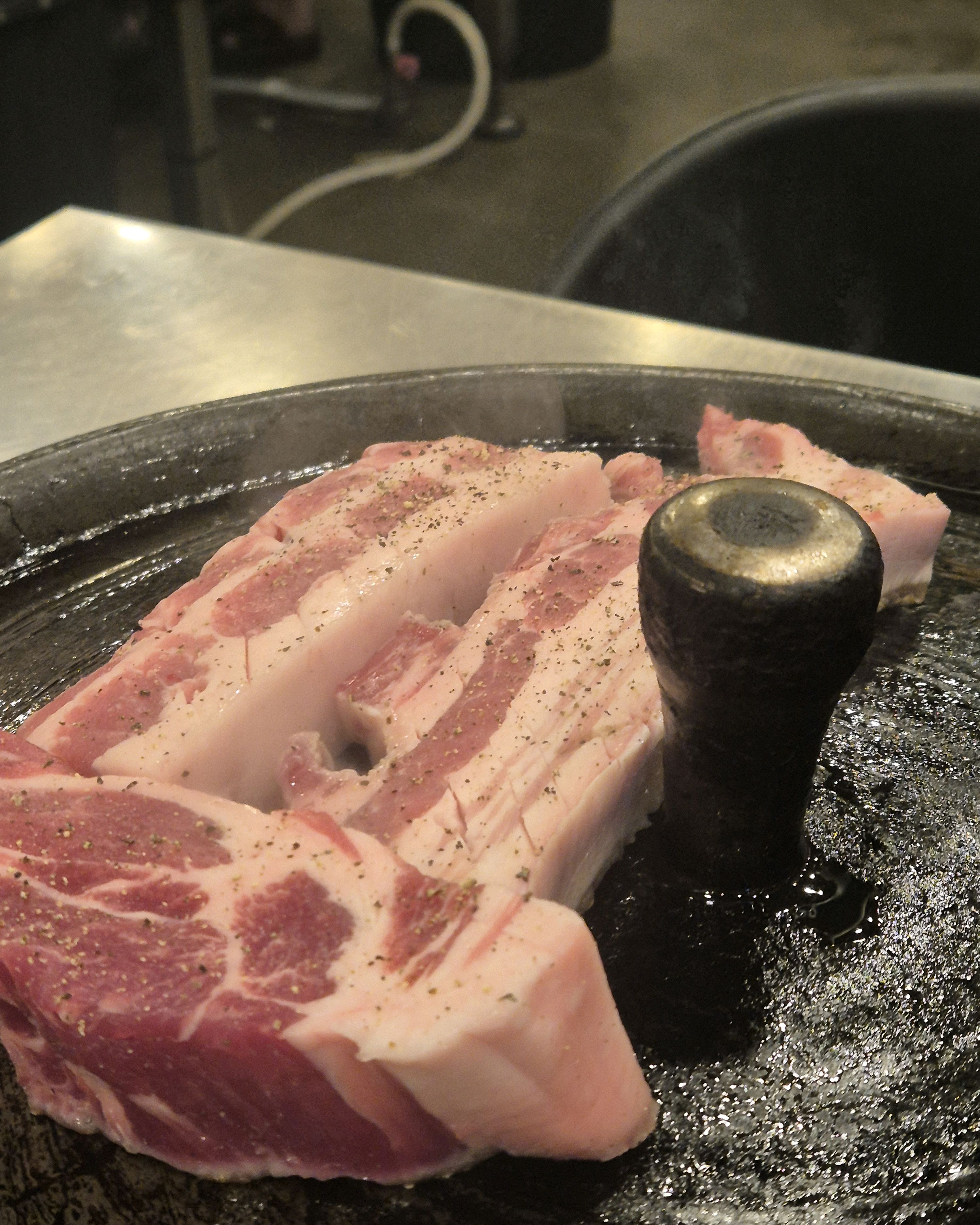 고기질도 좋고 맛있어요 - 인천 맛집 목구멍 인천부평삼산점