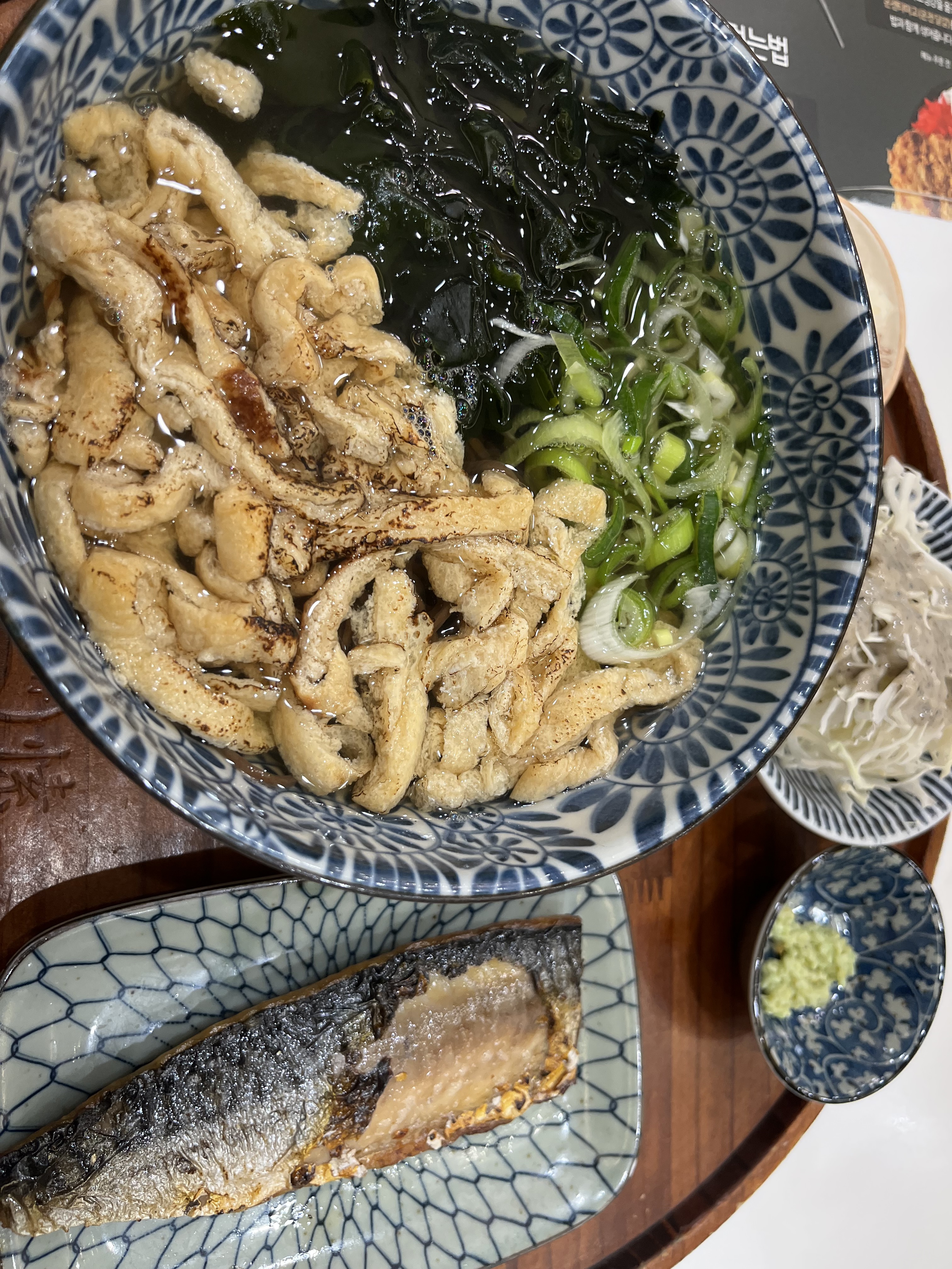 음식 깔끔하고 친절합니다. 기본 온소바 메뉴가 없어진 것은 좀 아쉽네요. - 서울대입구역 맛집 백소정 서울대입구역점