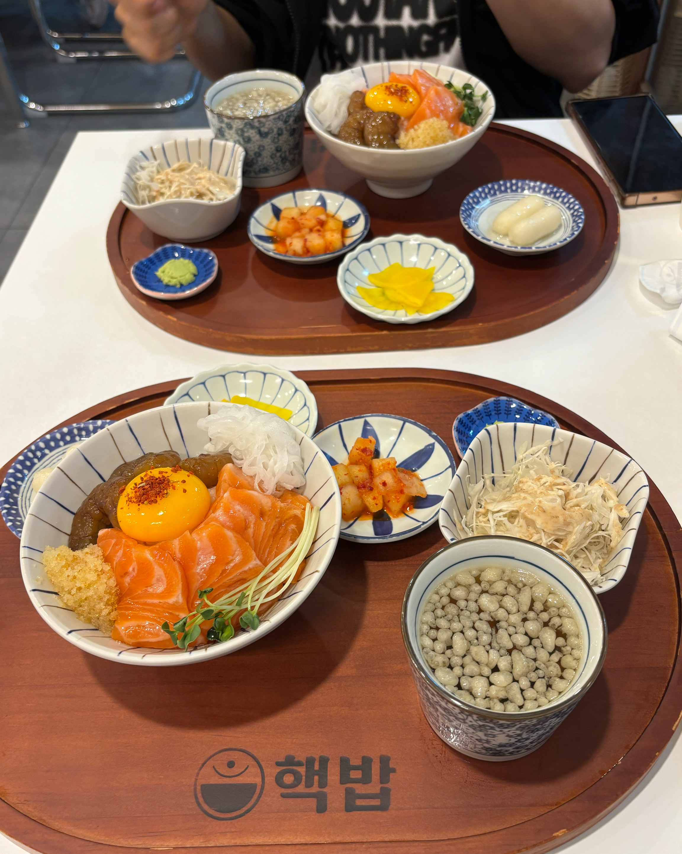 친구랑 밥 먹으려고 들렀는데 이름 그대로 양 진짜 많고 맛도 대박이에요!! 같이 주는 반찬