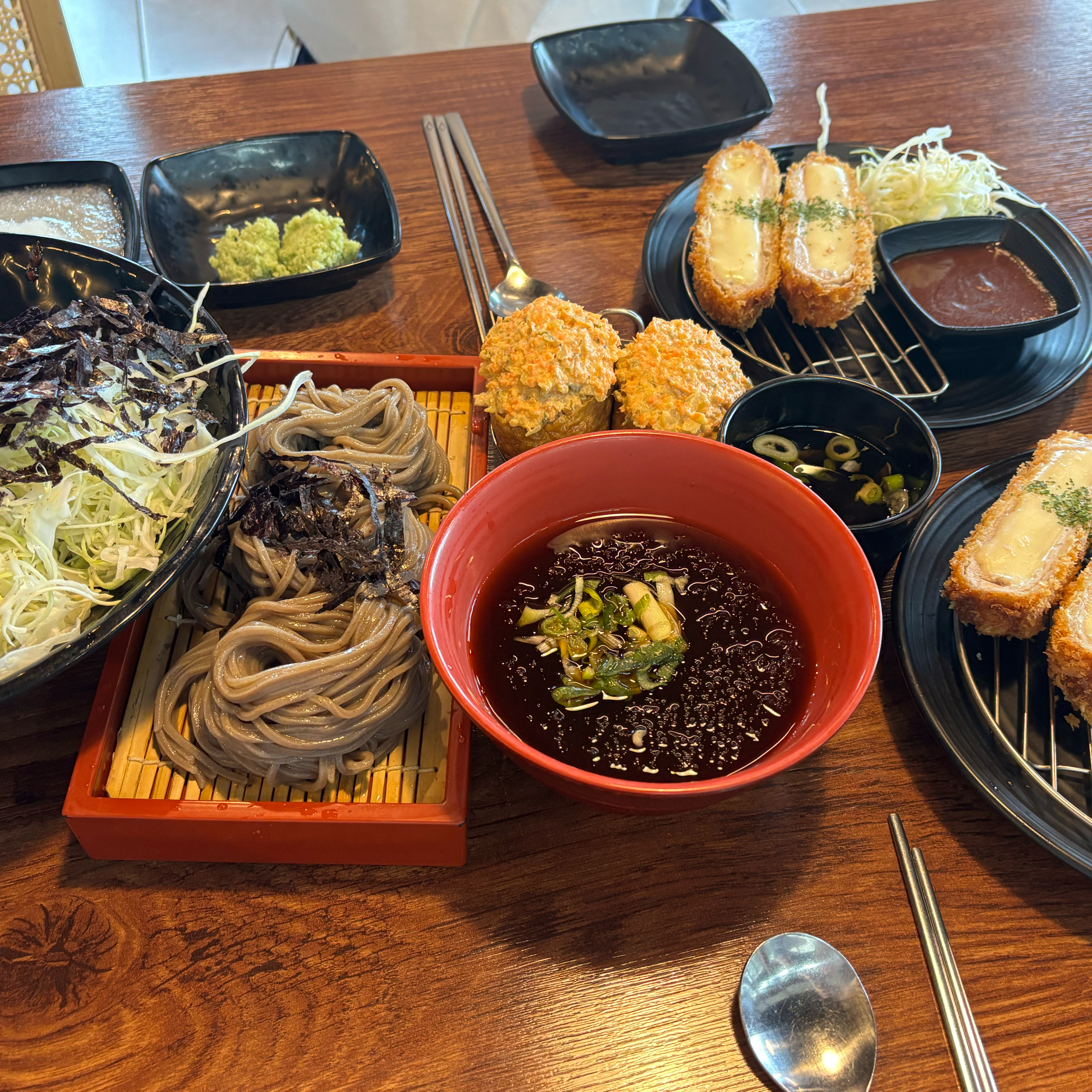 스윙스가 되 ~ 진짜 맛있읍니다 치돈 꼭 드세요 !!!!! - 익산 영등동 맛집 삼동소바 익산점
