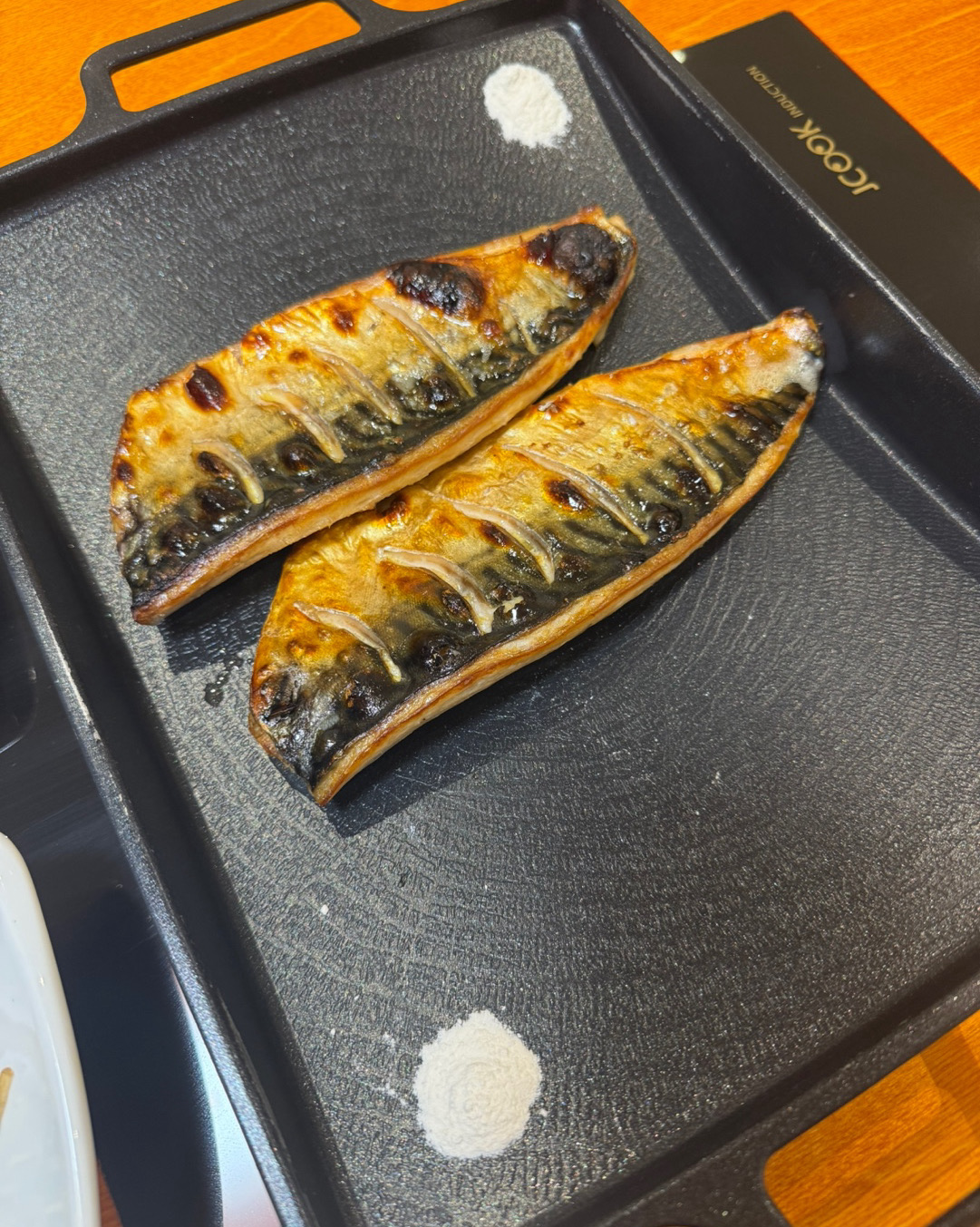 확실히 집에서 먹는 고등어구이랑 차원이 달랐어요 - 대구 맛집 금등어 달서구 직영점