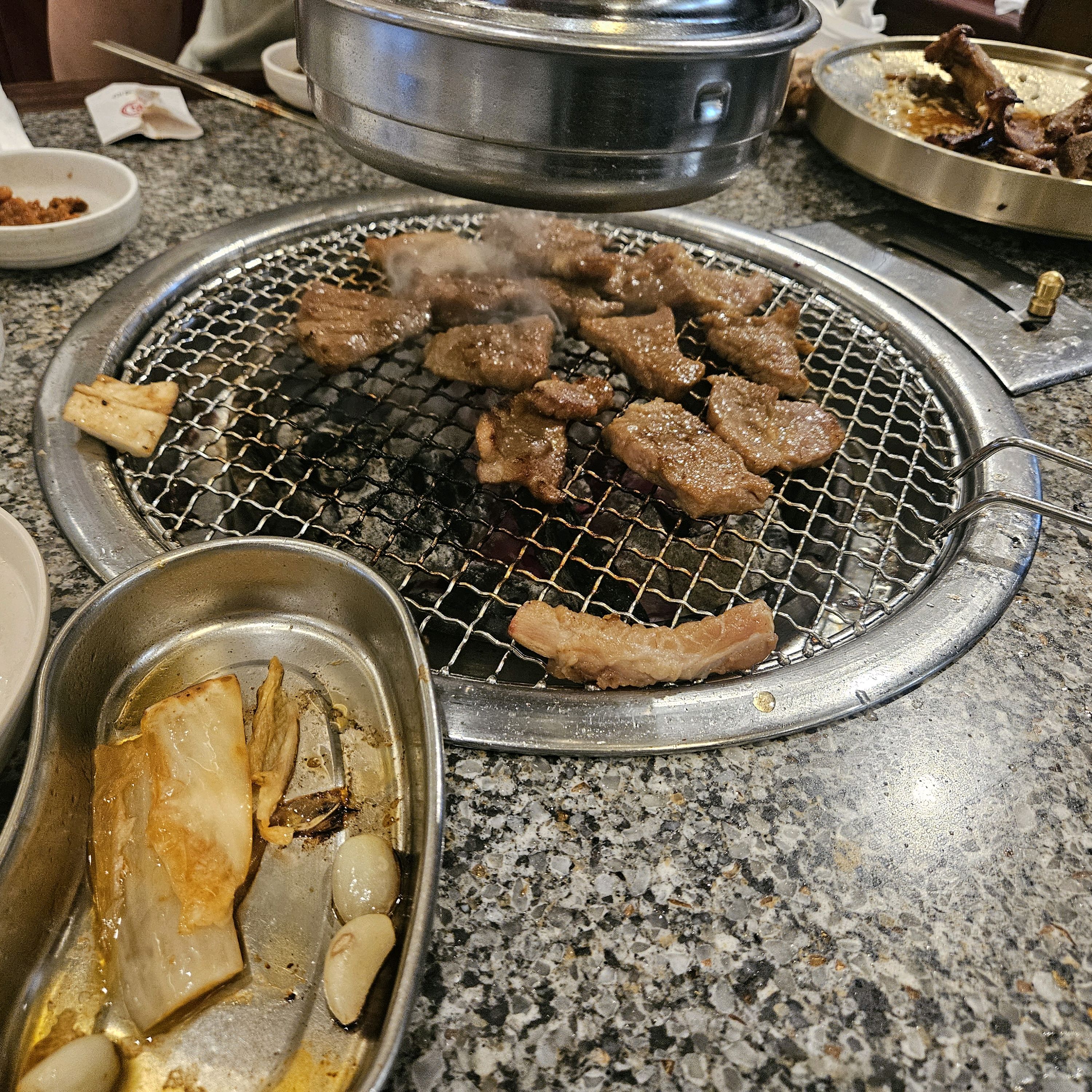 돼지갈비 정말 맛있게 먹었어요! - 대구 맛집 갈비만 대구본점
