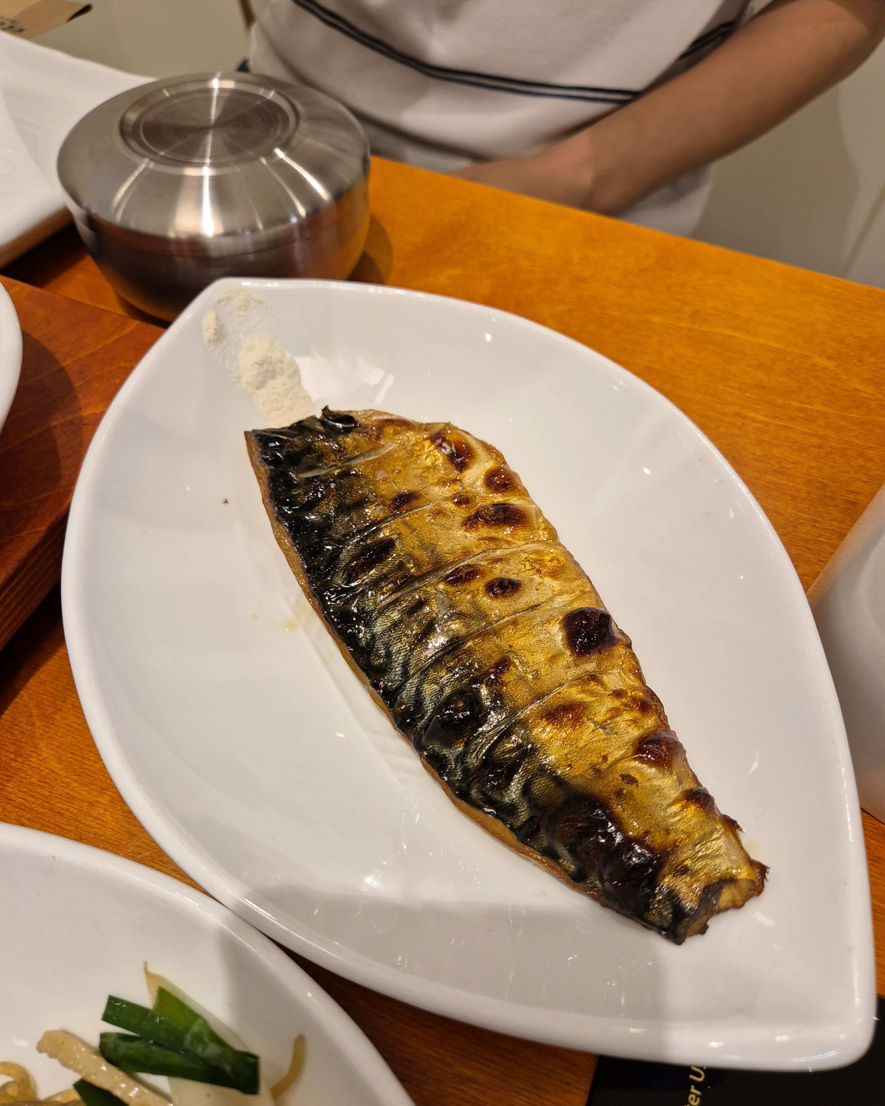 깔끔하게 나오는 정찬 한상차림 어르신들 모시고 식사하기 좋은곳이에요! - 대구 맛집 금등어 달서구 직영점