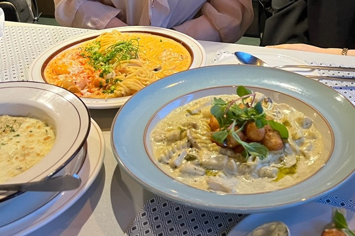 음식이 다 맛있어요. ㅎㅎ - 대구 맛집 준브로수성못