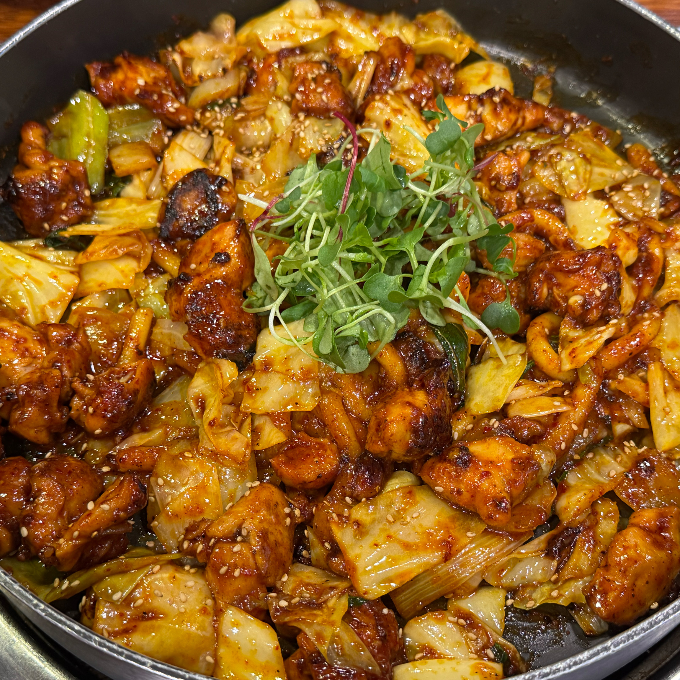 DDP맛집으로 계진상 동대문 현대시티아울렛 강추합니다! 닭갈비 1단계 맵기로 해도 충분히 
