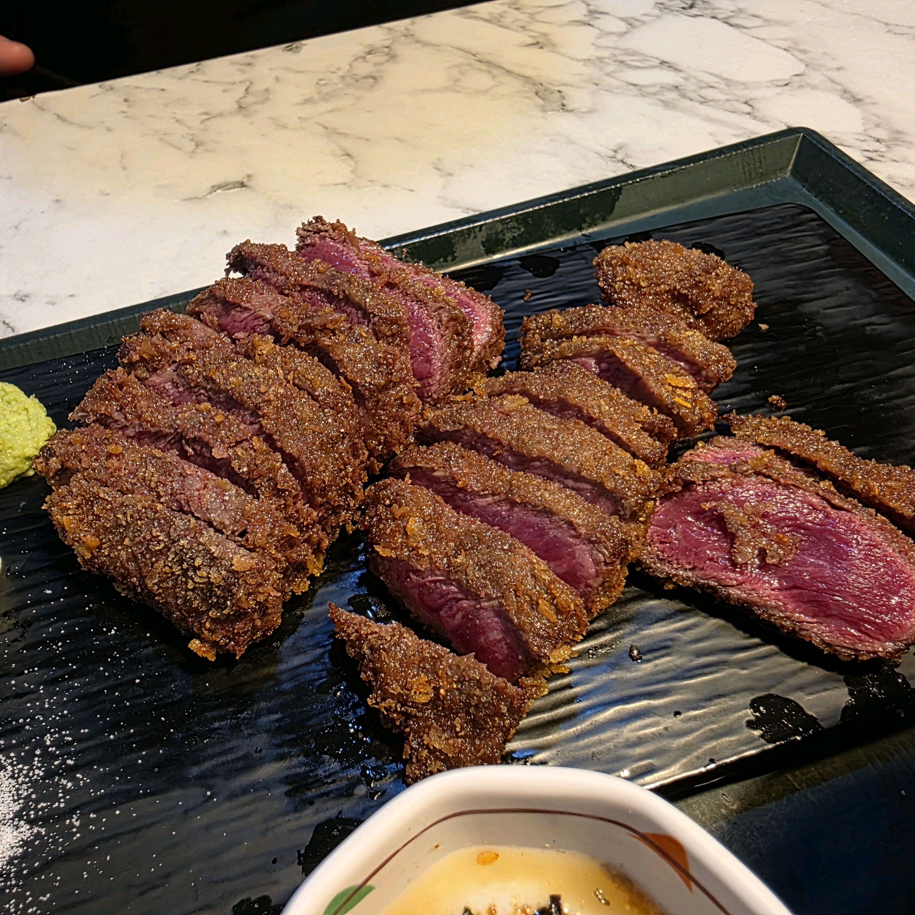 가게가 넓어서 아늑하구 고기도 맛있어서 너무좋아용💕❤️❤️ - 대전 맛집 고베규카츠 대전은행점
