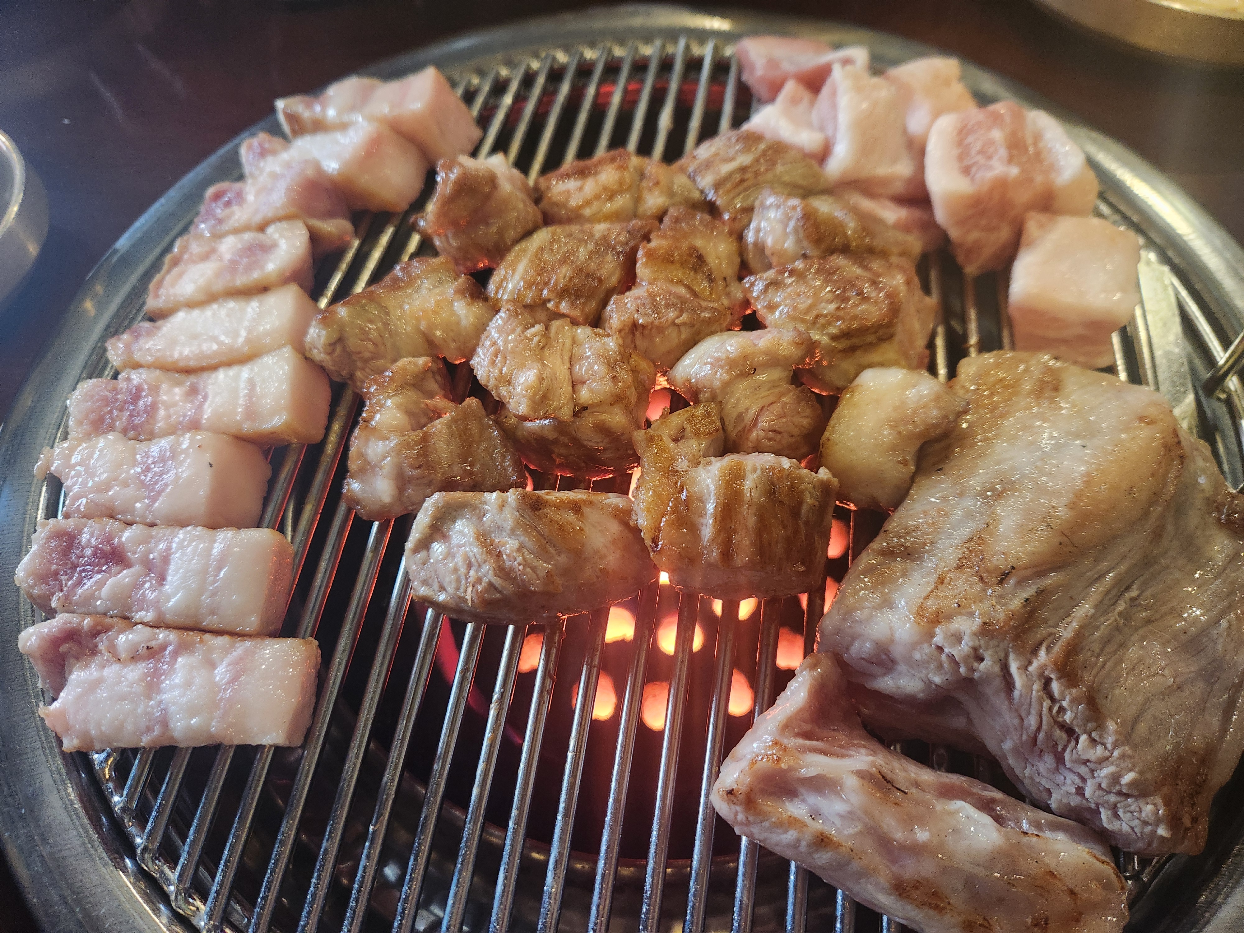 안질기고 맛있어요 굿굿 - 대전 맛집 고깃리88번지 대전관평점