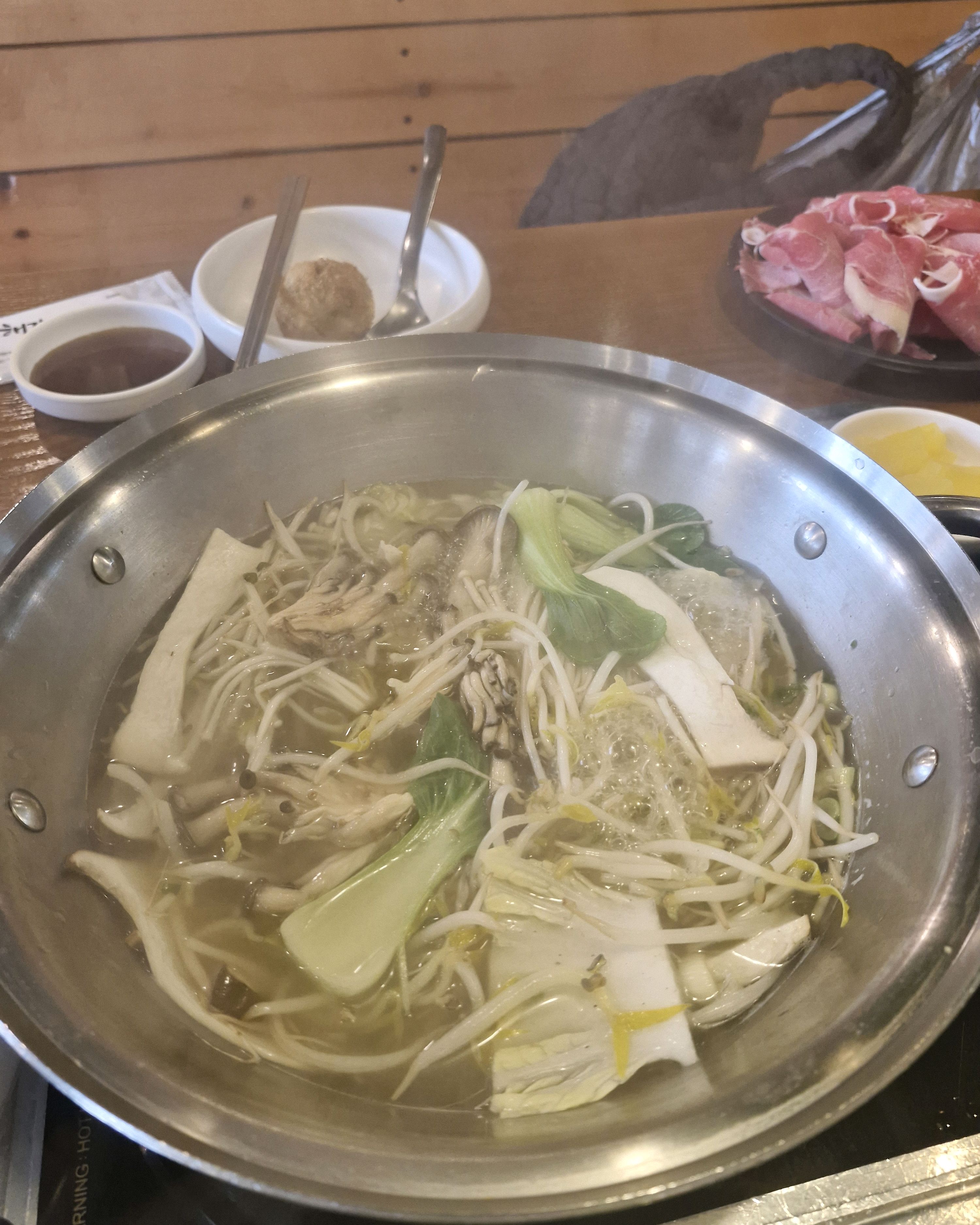 주변이 산으로 되어있어서 - 인천 맛집 해가연만두