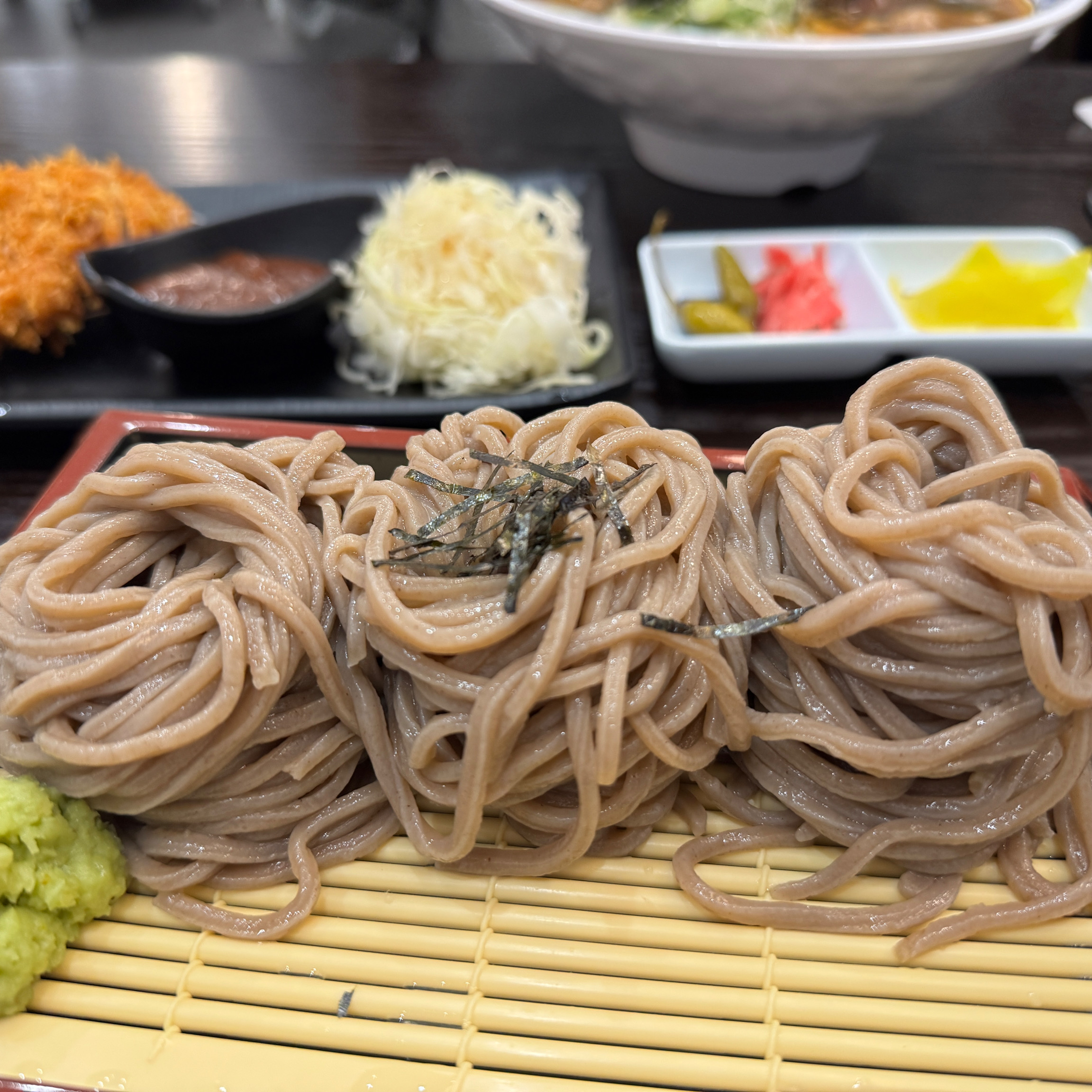은평 롯몰 맛집이네요! 소바 종류가 다양해서 좋고 매콤우육소바는 독특한데 손이 계속 가는 