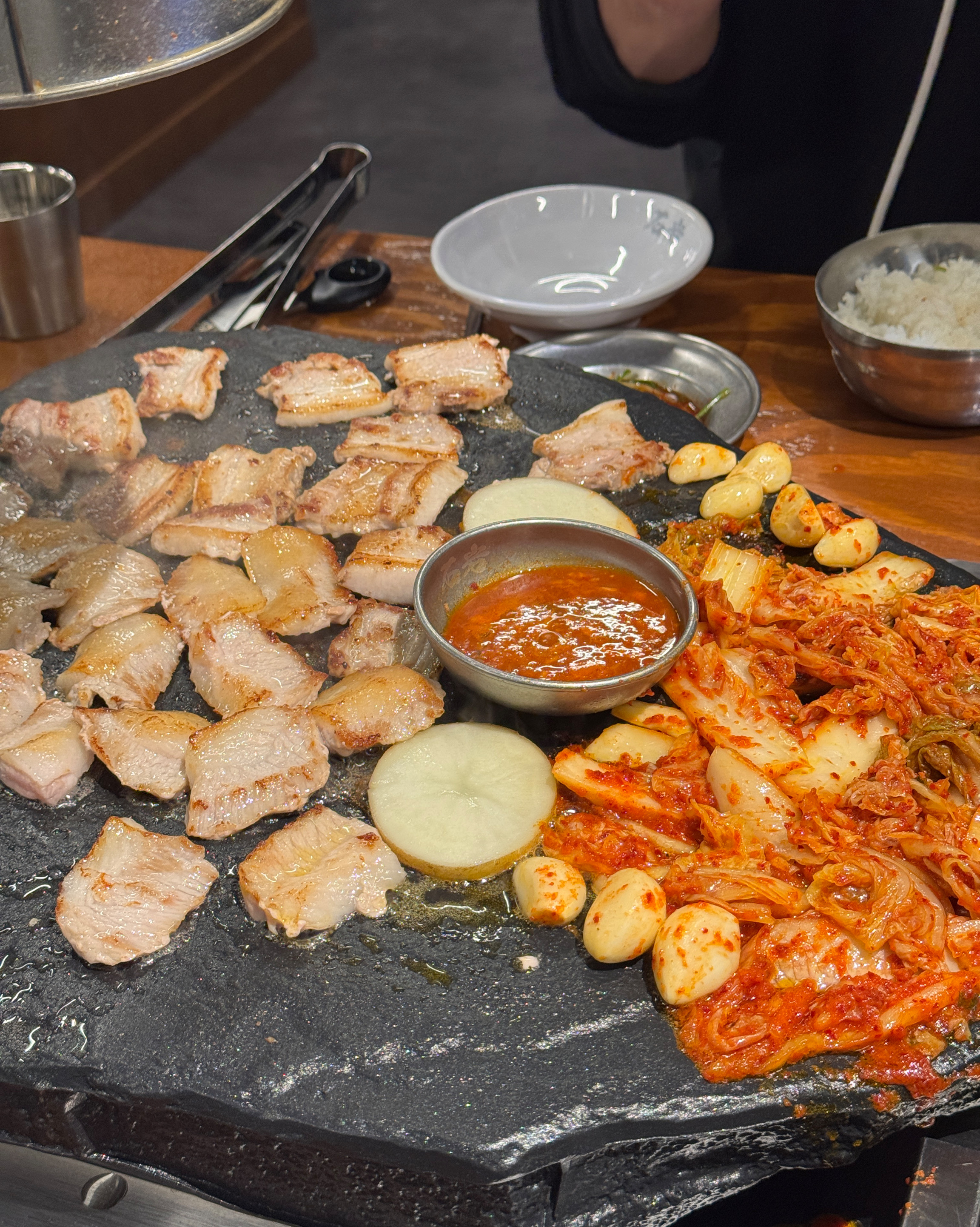 저번주에 오고 이번주에 또왔어요ㅠ 그만큼 맛집입니당ㅎㅎ - 인천 맛집 석암생소금구이 송도타임스페이스점