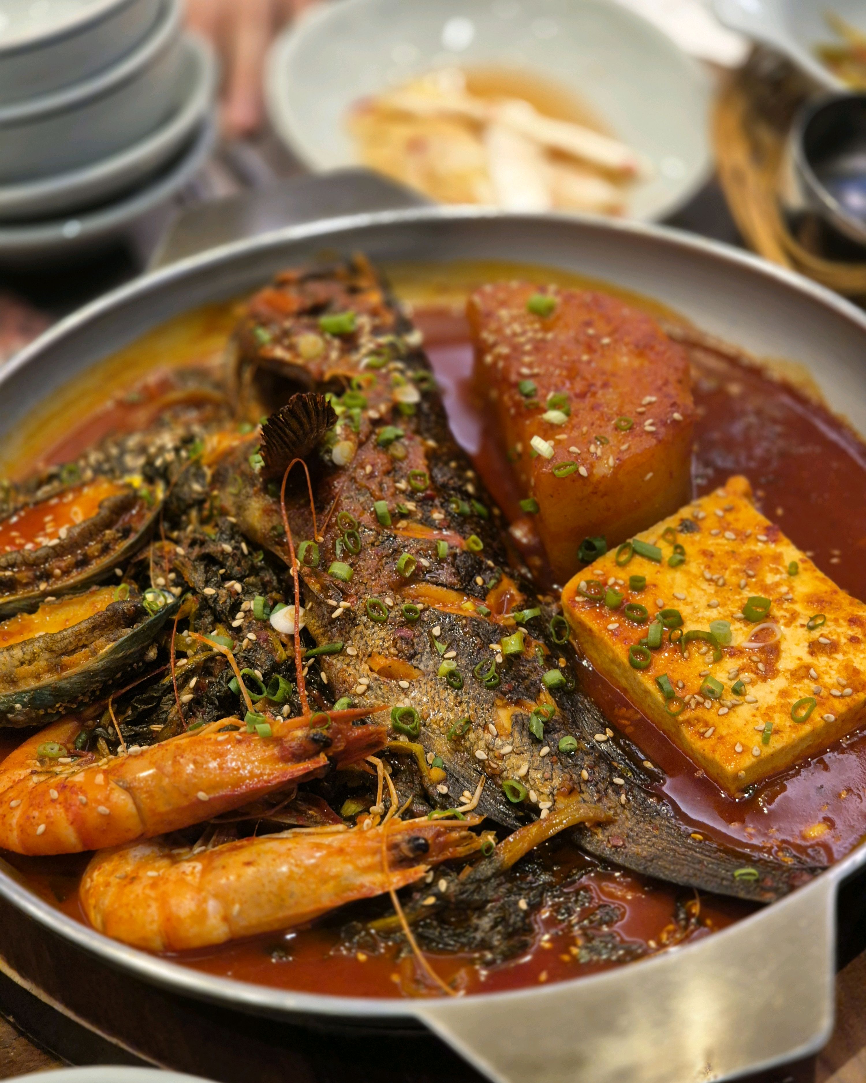 가족들과 함꺼ㅣ 식사하러왔는데 - 제주 맛집 고집돌우럭 제주공항점