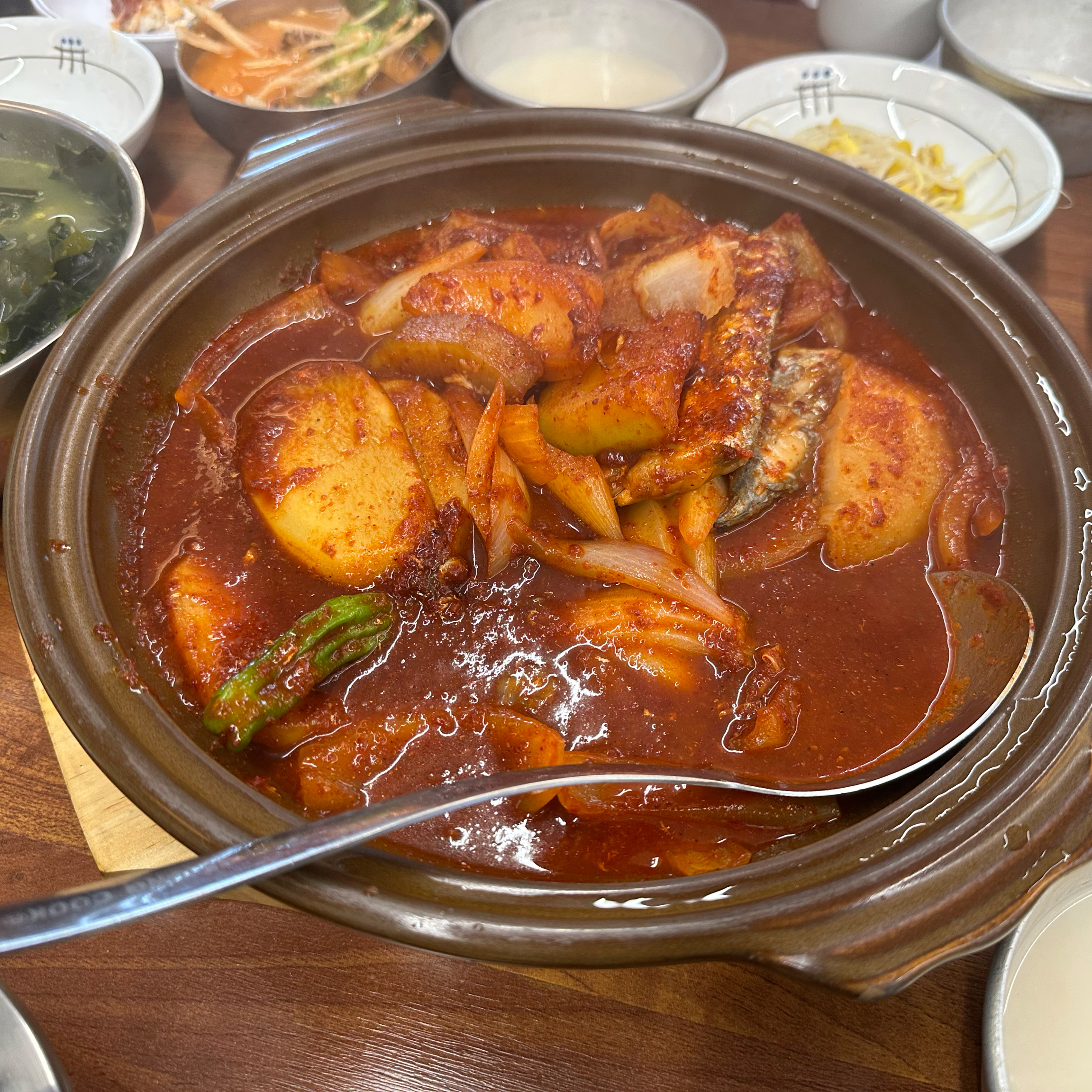 부모님 모시고왔어요! 특히 갈치조림 너무 잘 먹었어요!!!!! - 제주 맛집 논짓물식당