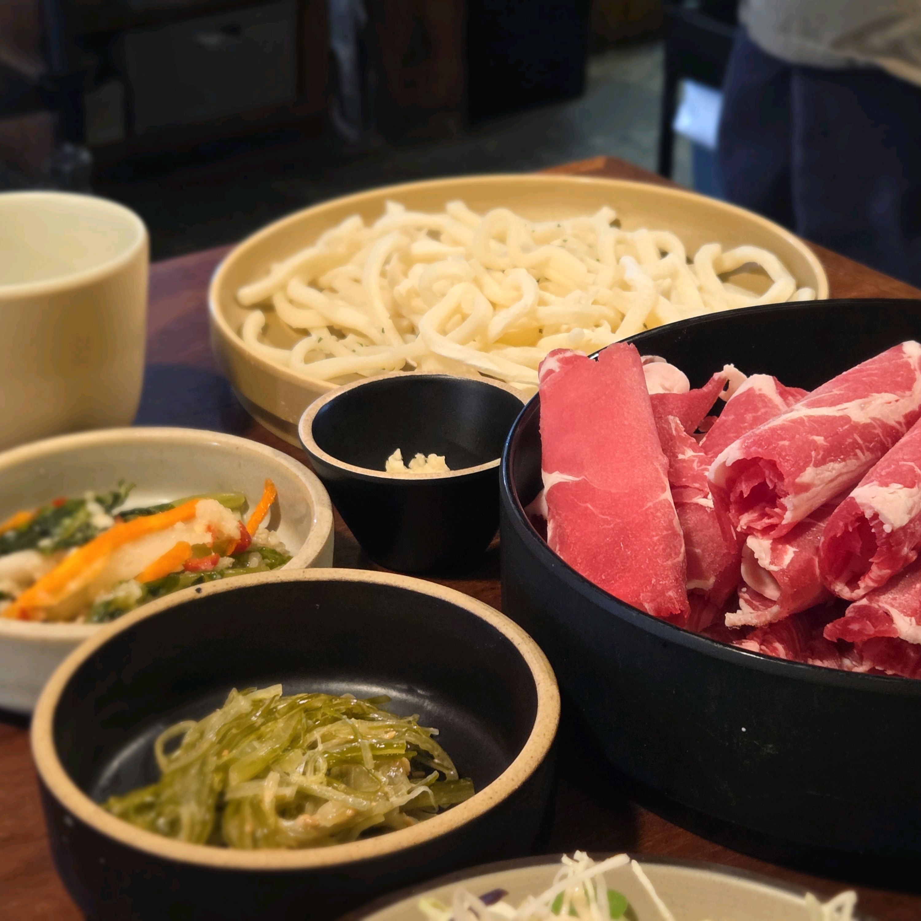 스끼야키 살짝 단 느낌은 있었지만 너무 맛있었어요 볶음밥두 같이 주문했었는데 사진은 못찍었