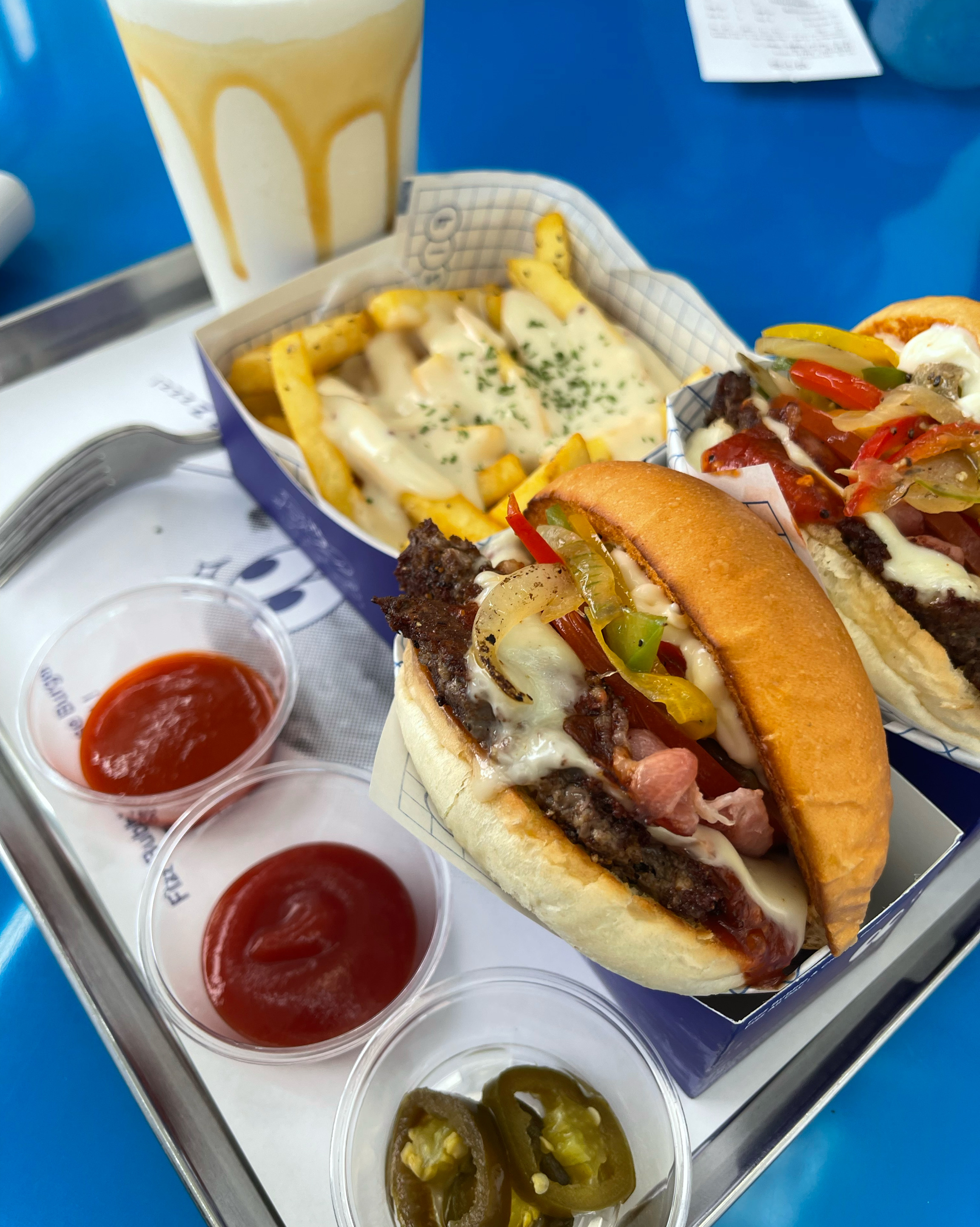 너무 맛있어요… 진짜 추천 사람이 점심 되니 점점 많아져서 한 12시나 1시쯤 오시면 좋