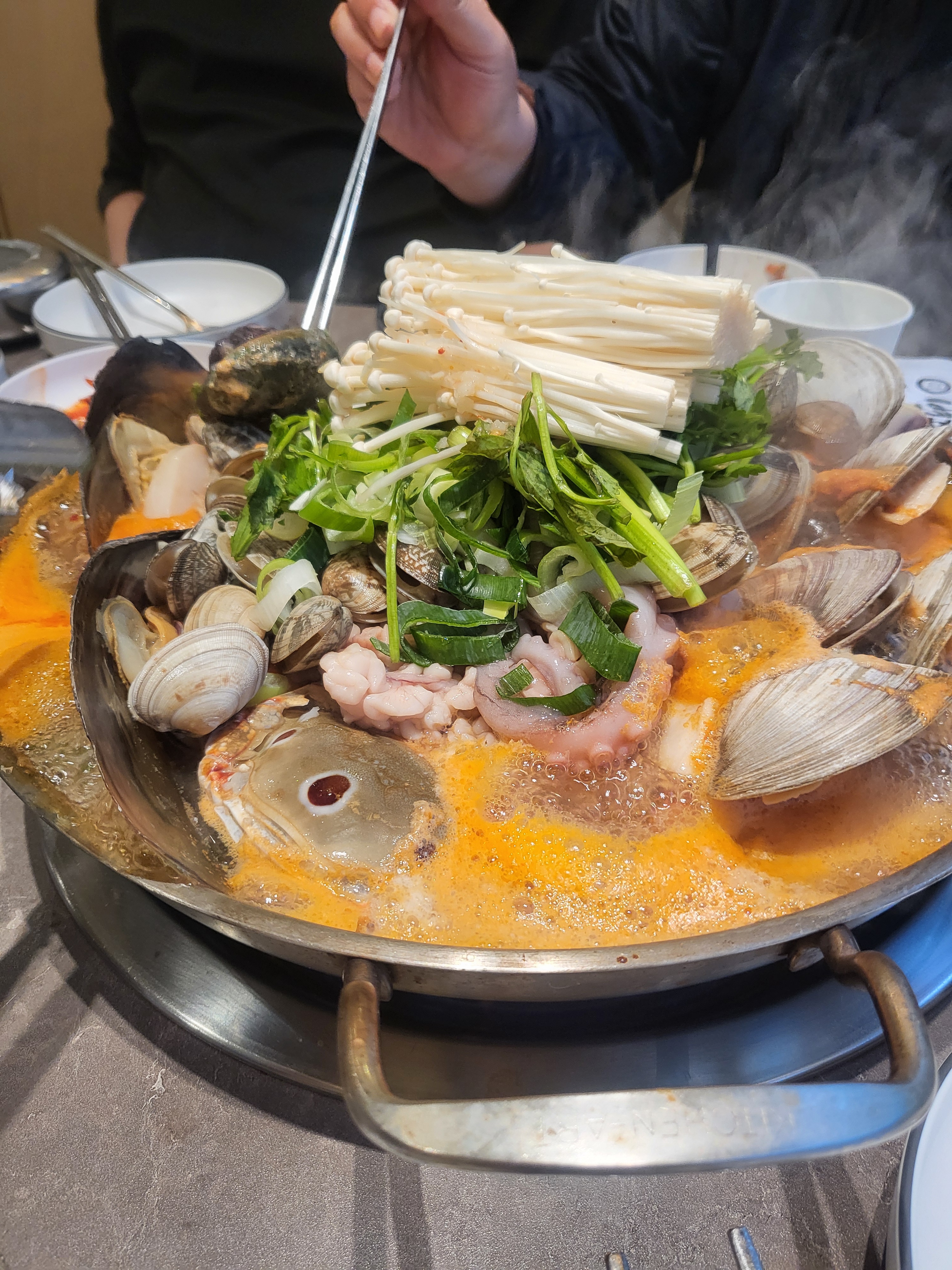 굉장히 푸짐하고 깔금합니다. 가족모임에.안성맞춤이에요 - 대전 맛집 별주부해물찜탕