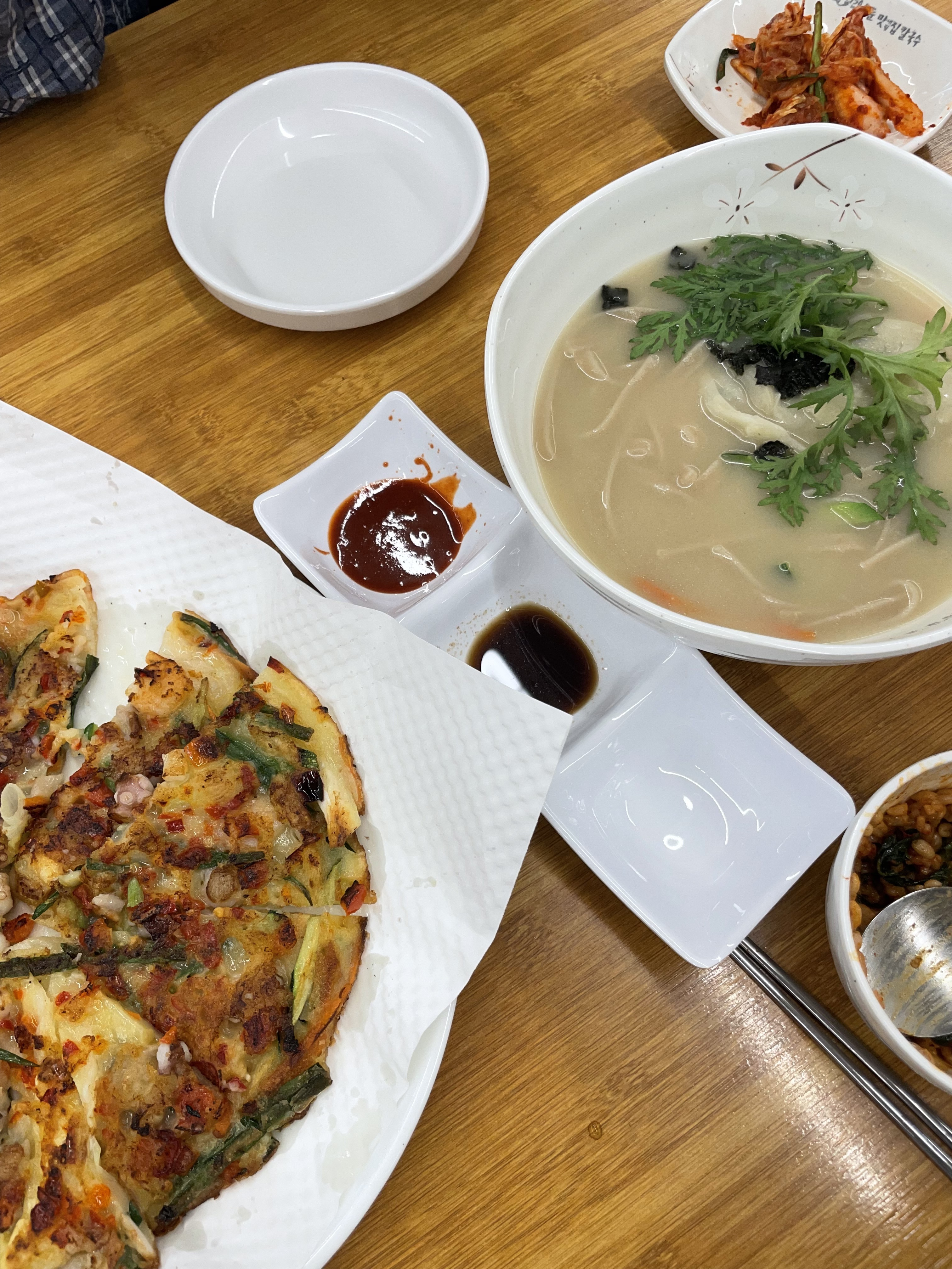 저번에 부모님이랑 와서 먹었을때 맛잇어서 - 인천 맛집 최부영칼국수