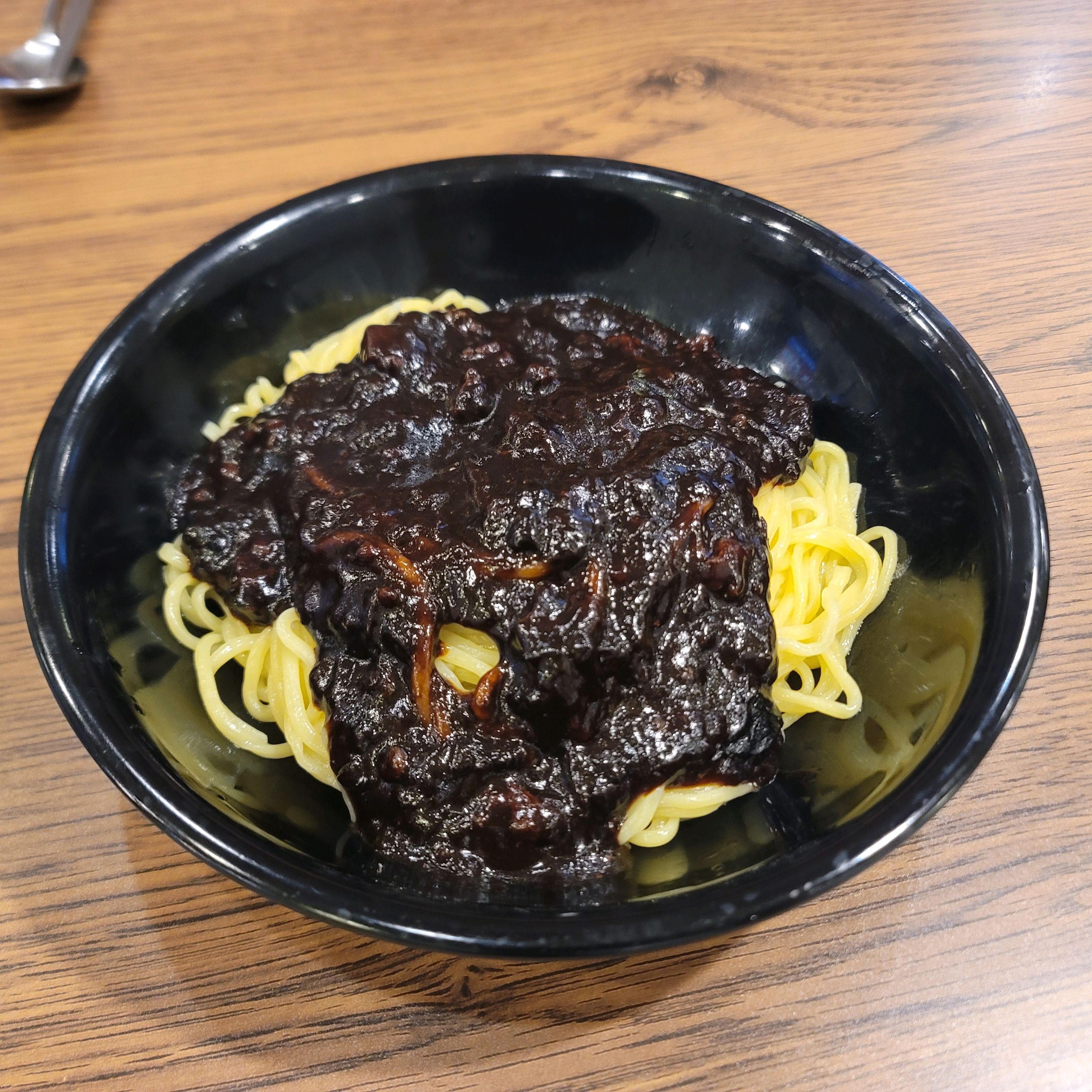 감자탕을 인원별로 시키면 자장면, 공깃밥을 무한리필 해주는집! - 구월동 맛집 왕뼈각