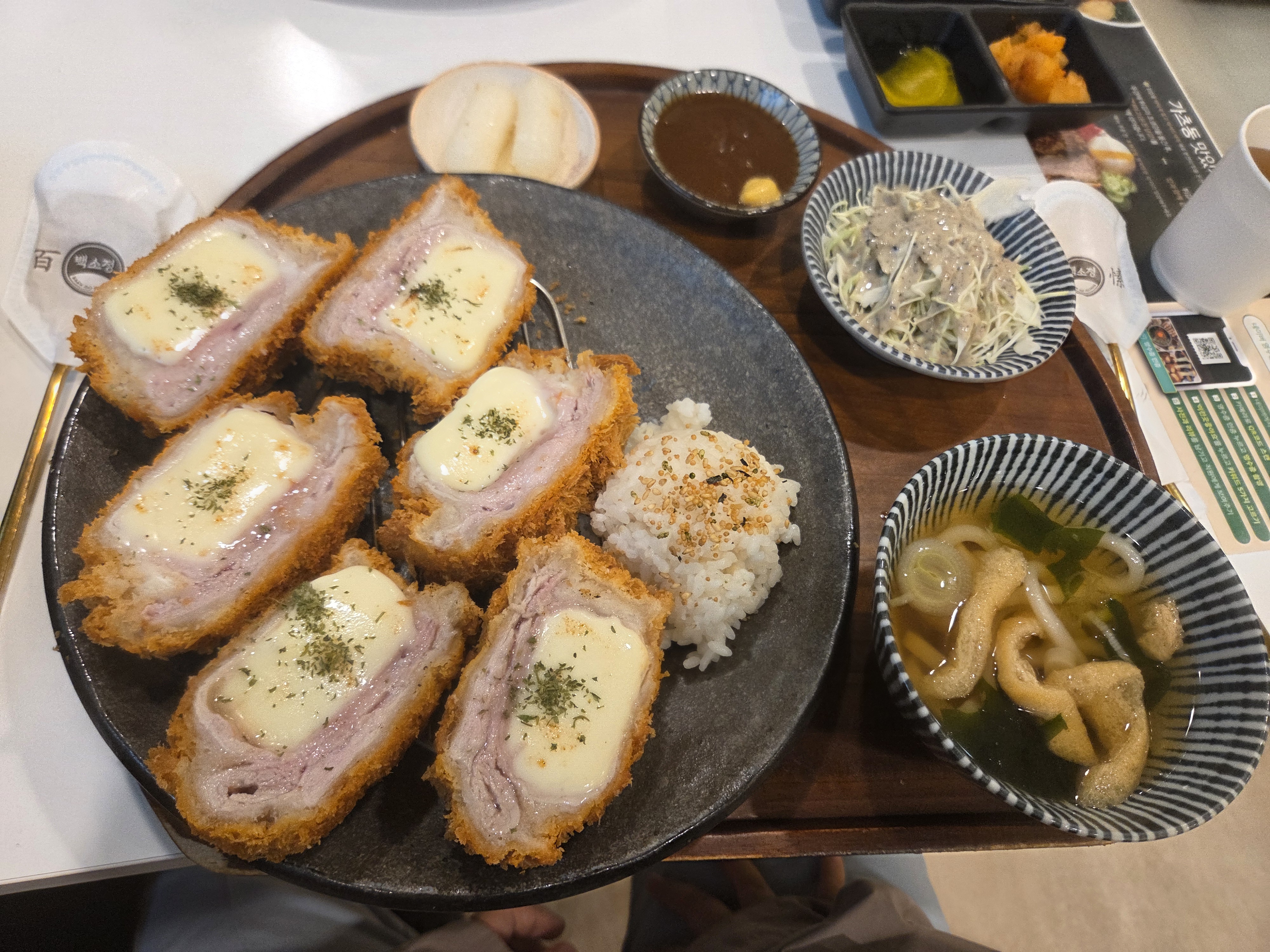 맛있고 푸짐해서 아이와 함께 온가족이 잘 먹고 갑니다~~ - 마포역 맛집 백소정 마포점