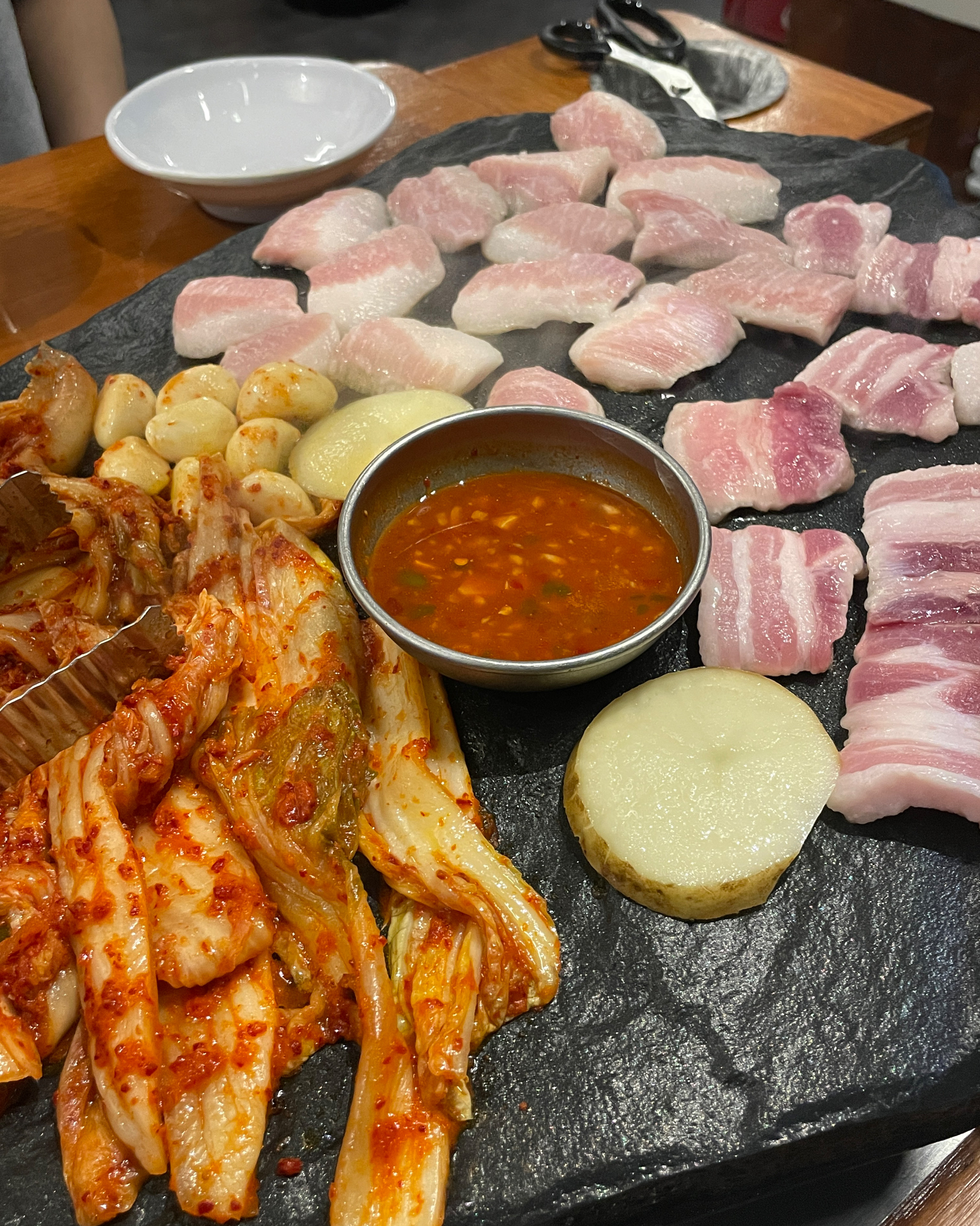 너무 와보고 싶었던 곳! - 인천 맛집 석암생소금구이 송도타임스페이스점