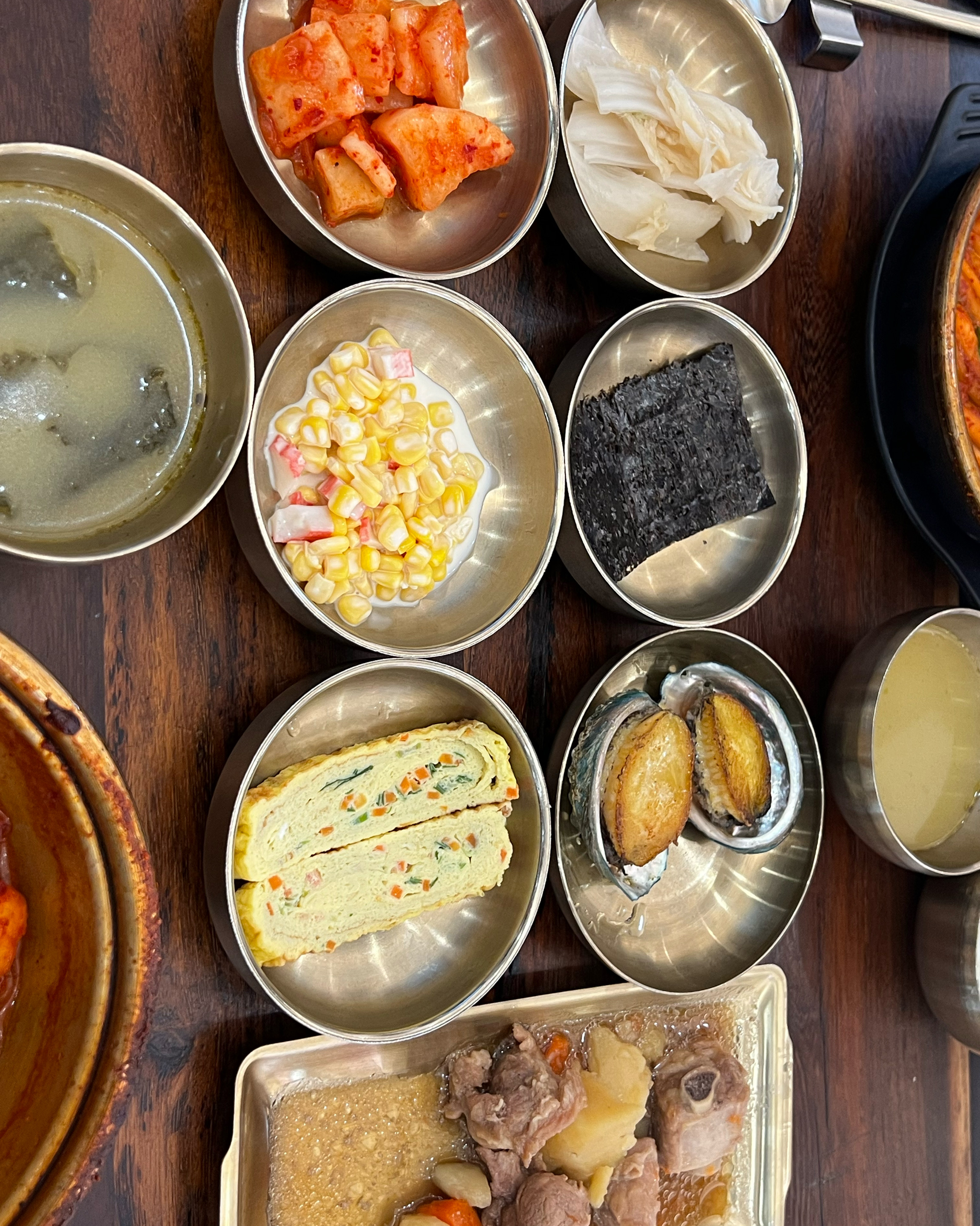 제주도 여행 왔는데 갈치조림을 꼭 먹고 가고 싶어서 공창 근처에서 맛집 찾다가 방문했습니다