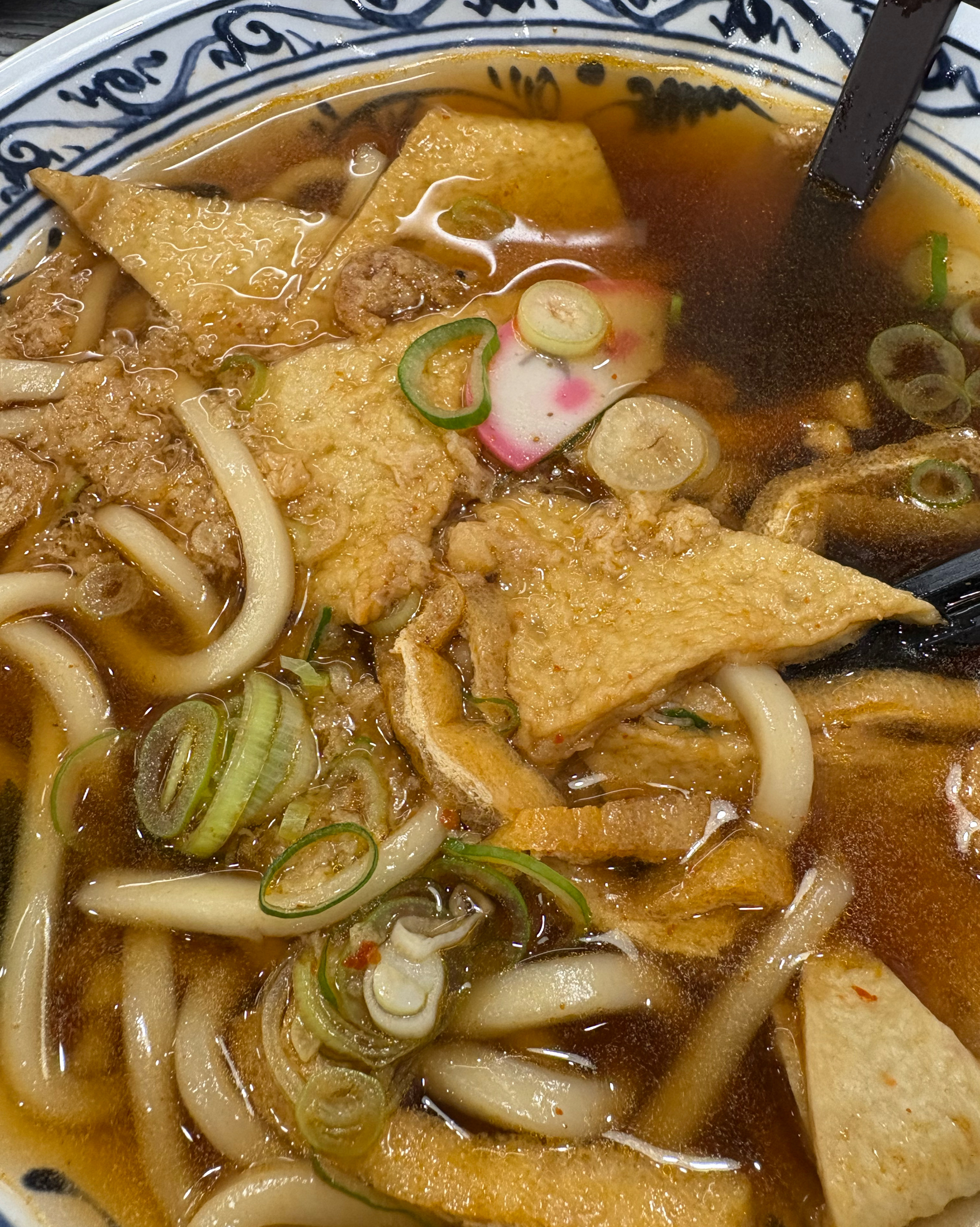 우동면이 쫀득쫀득 맛있어요. 여기 모밀도 맛있고 돈가스도 느끼하지 읺아 강추합니다~! - 화정 맛집 삼동소바 고양화정점