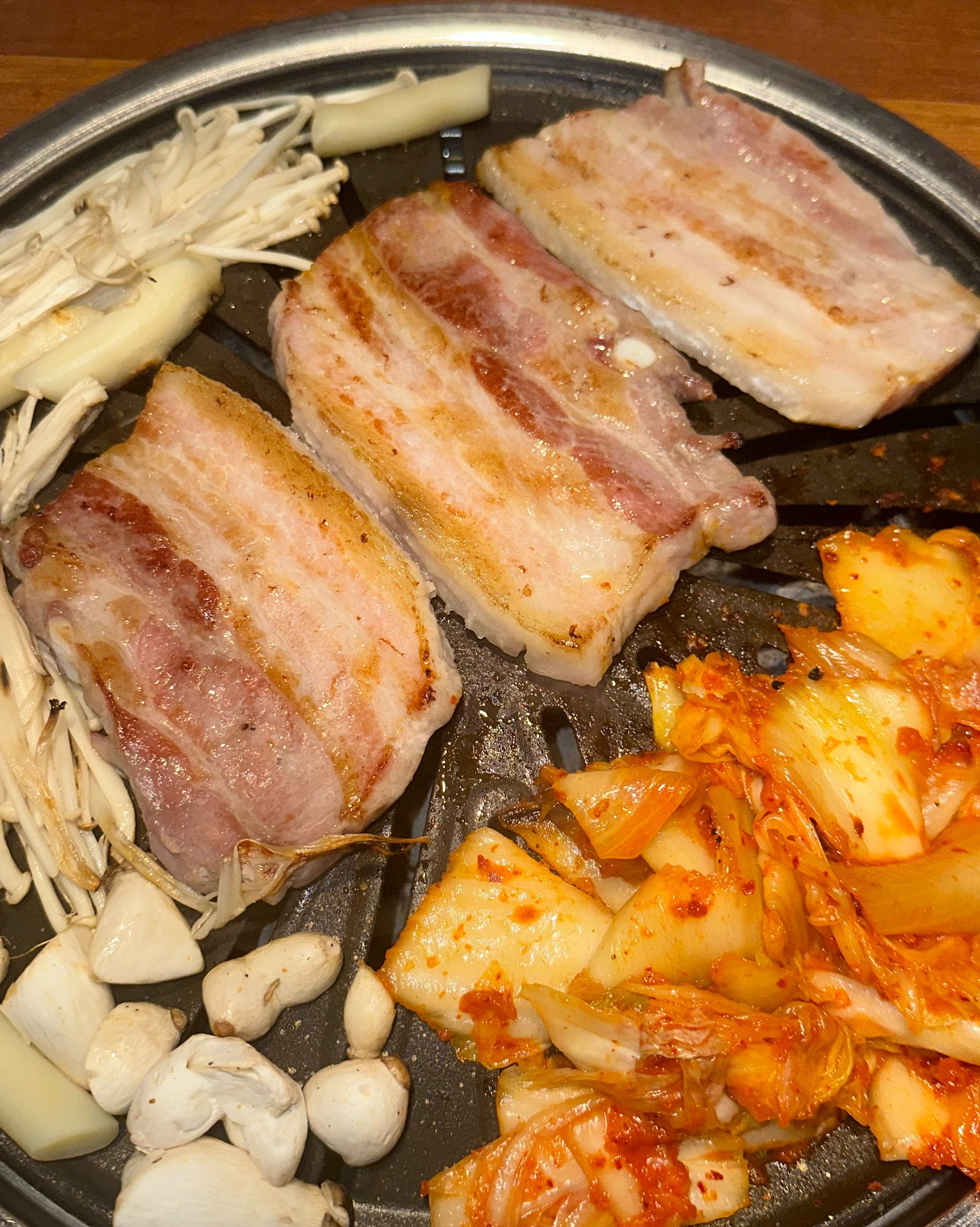 무힌리필인데 고기질도 너무 좋고 고기도 다양한 종류가 있어서 골라서 먹을 수 있는게 좋은 