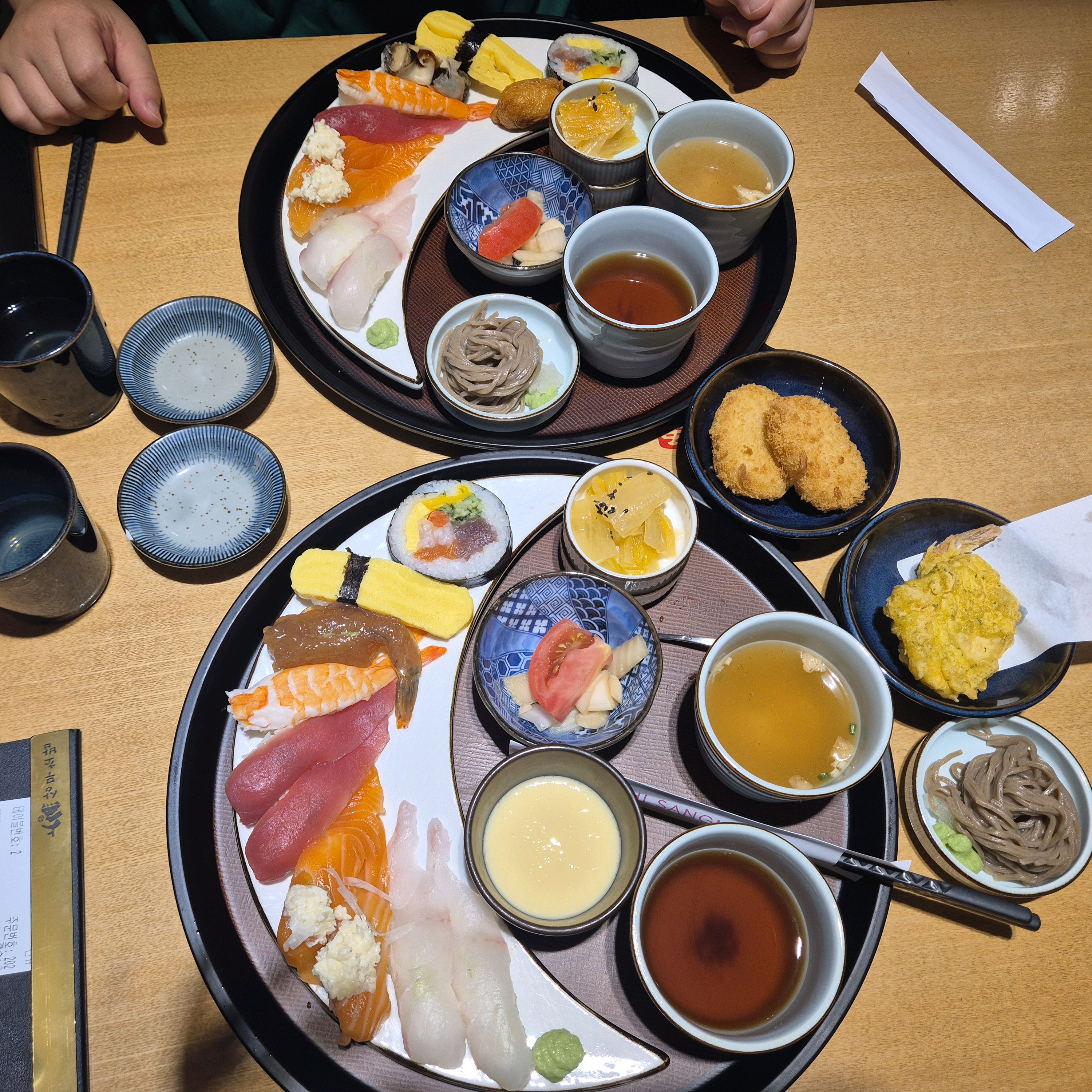 자주 먹는곳이에요 늘 한결같네요 오늘도 잘 먹었습니다&& - 대전 맛집 상무초밥 둔산점