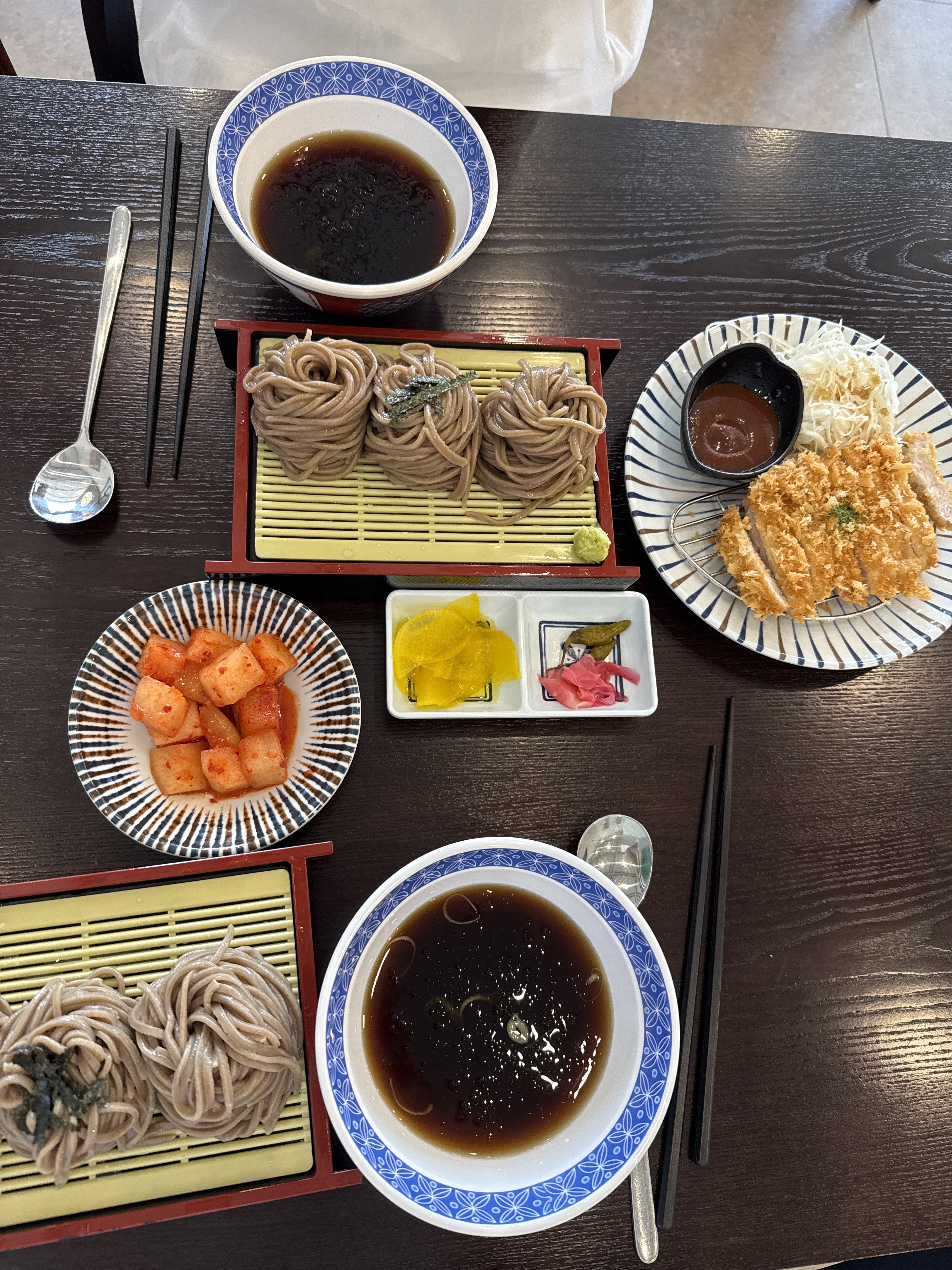웨이팅 없이 바로 입장했어요. - 충북 옥천 맛집 삼동소바 옥천점