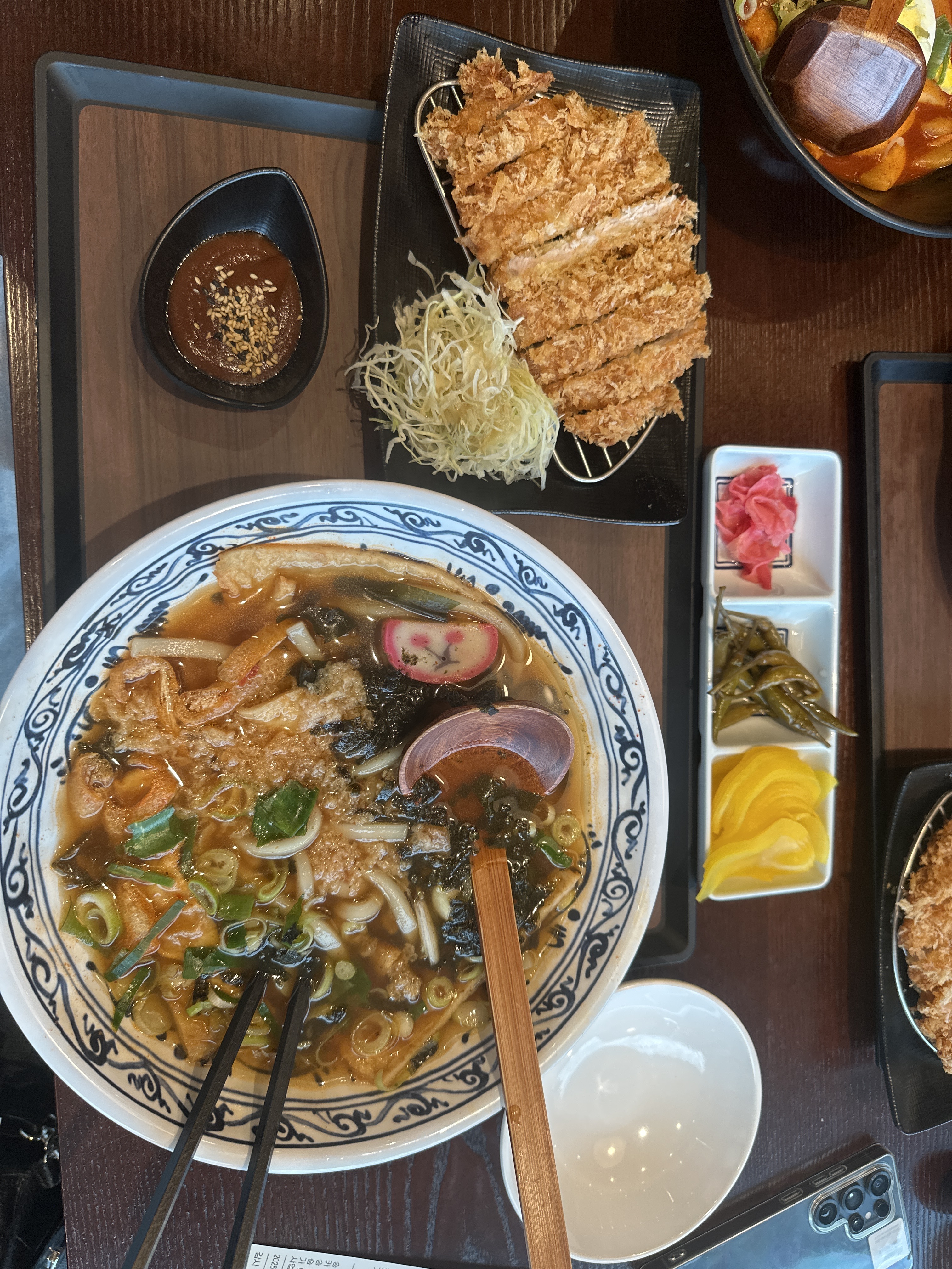 지나가는 길에 점심 먹으러 들렸는데 - 안산 화정동 맛집 삼동소바 안산화정점