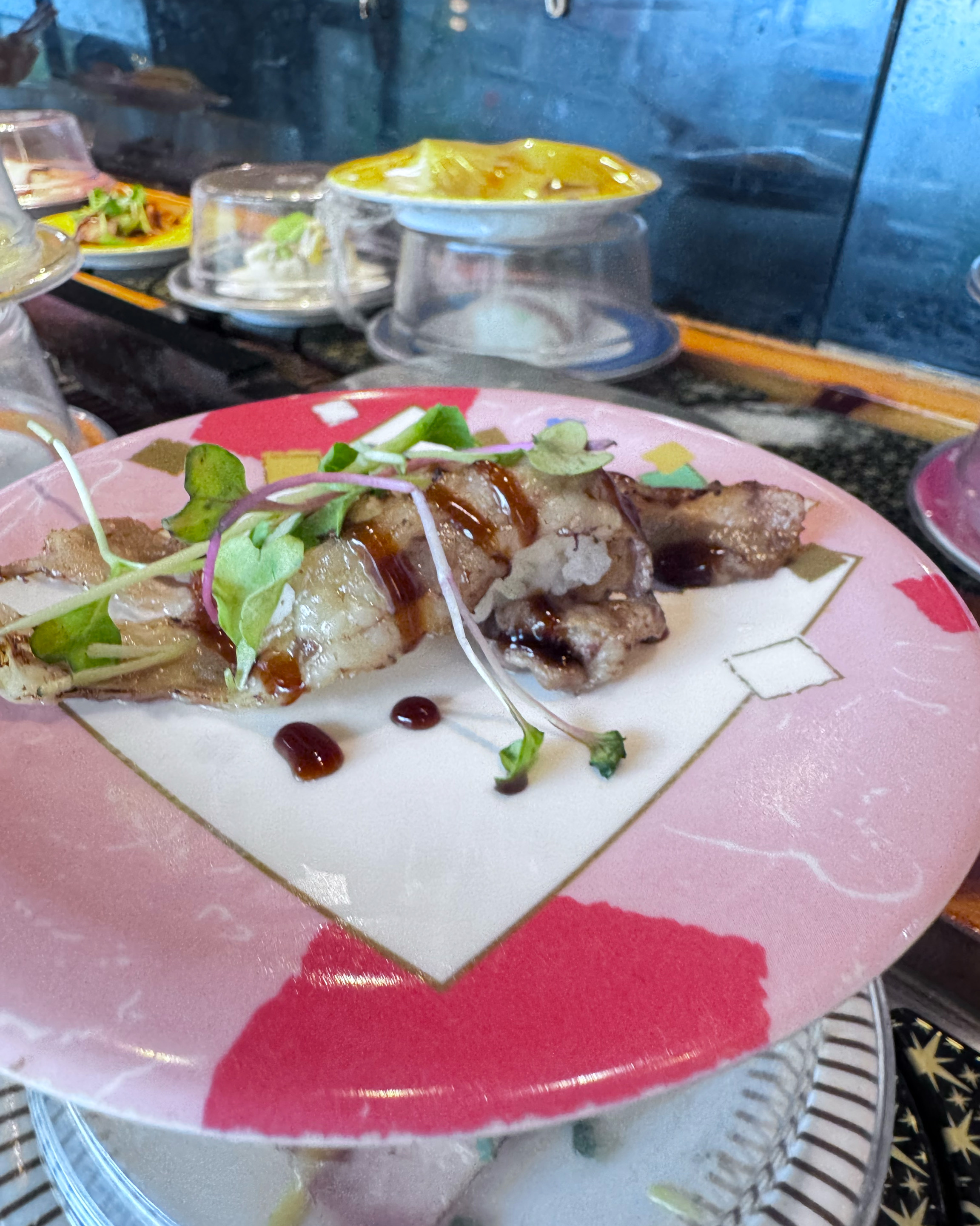 맛이 괜찮아요  언어 상태가 좋아요 ~ - 대전 맛집 1500회전초밥 둔산점