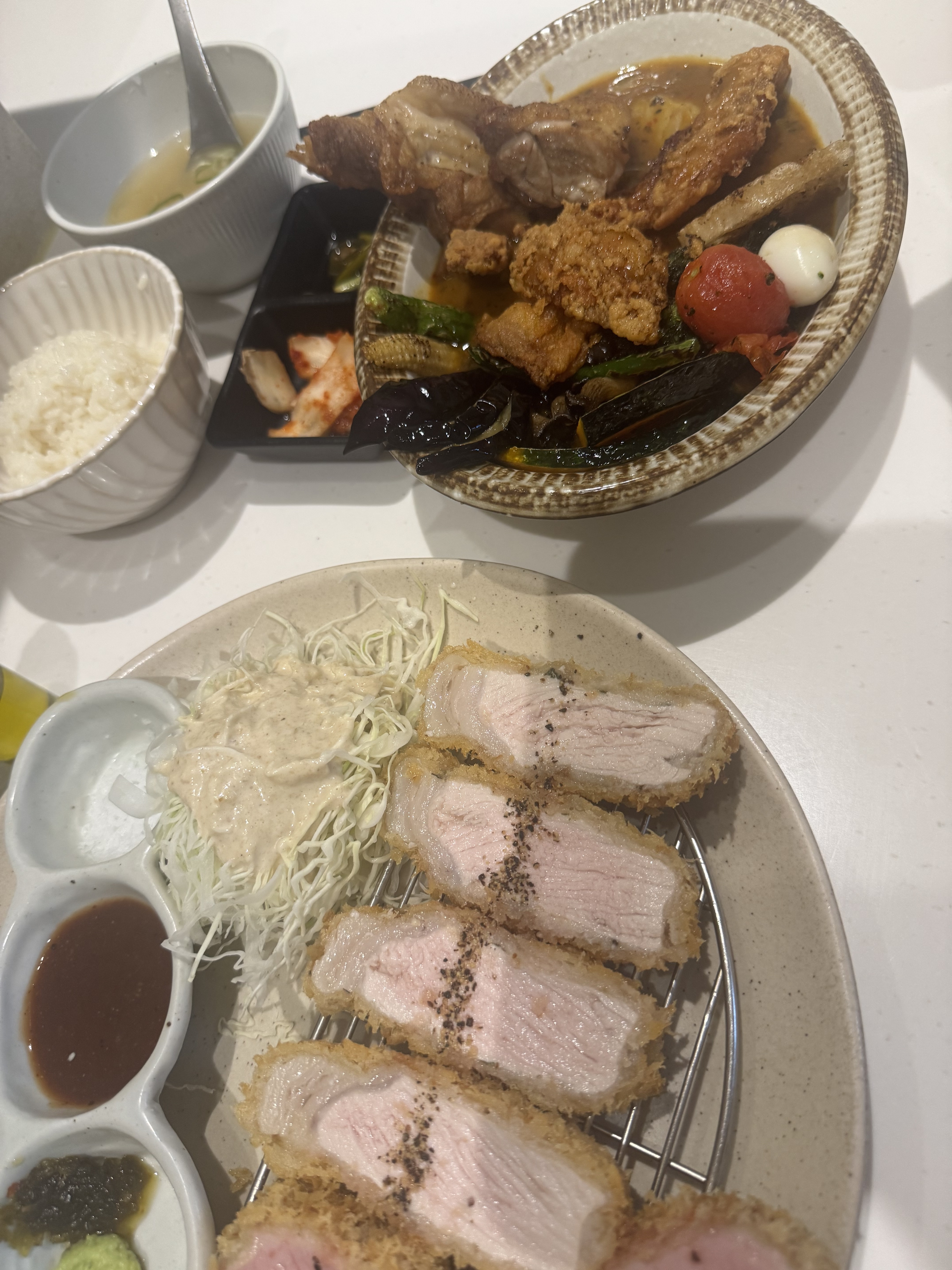 돈까스도 기름진게 맛있고 - 대구 맛집 심지
