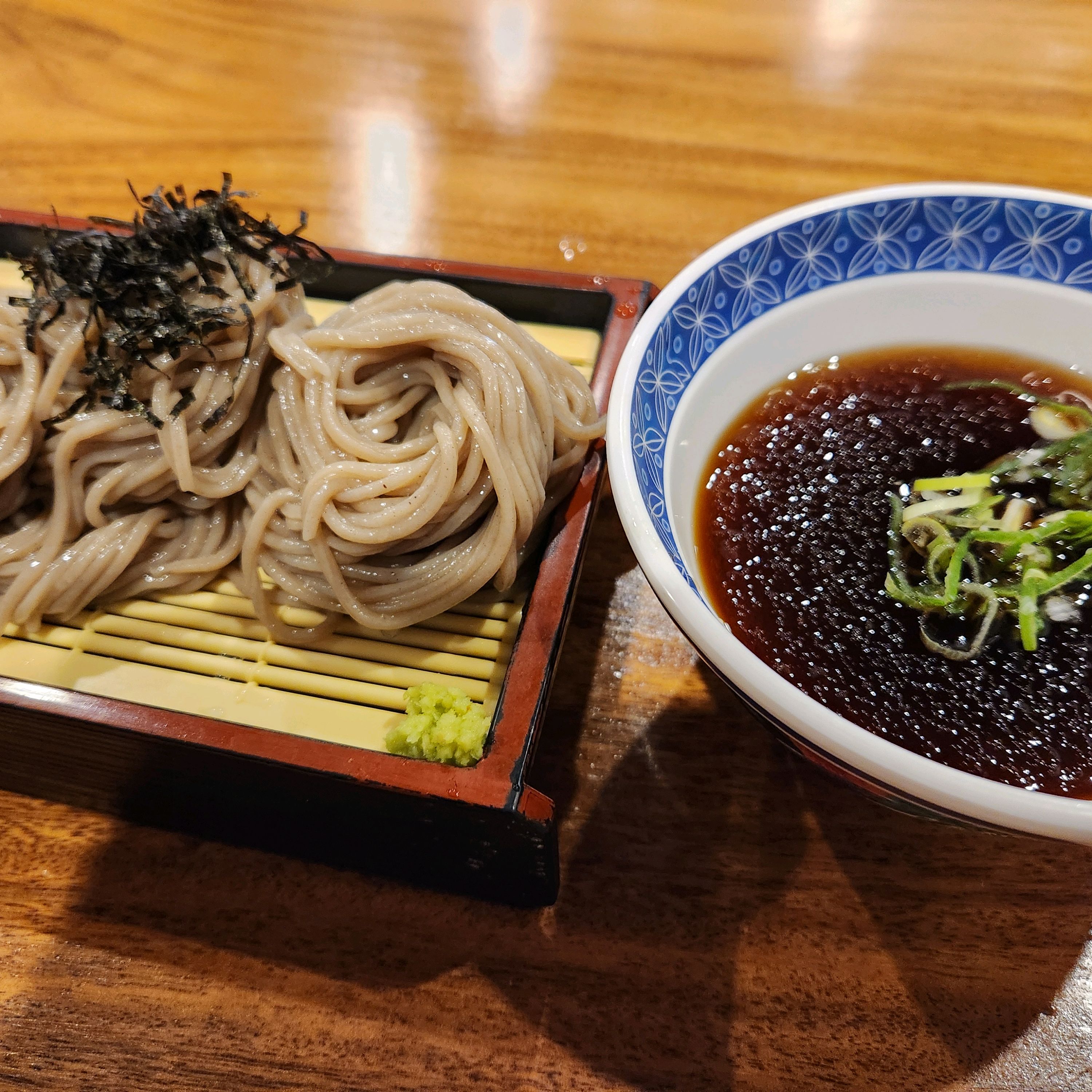 우동 소바 돈까스 다 맛있어요~~ 양도 많고 가성비 좋네요👍👍 - 광명 밤일마을 맛집 삼동소바 광명직영점