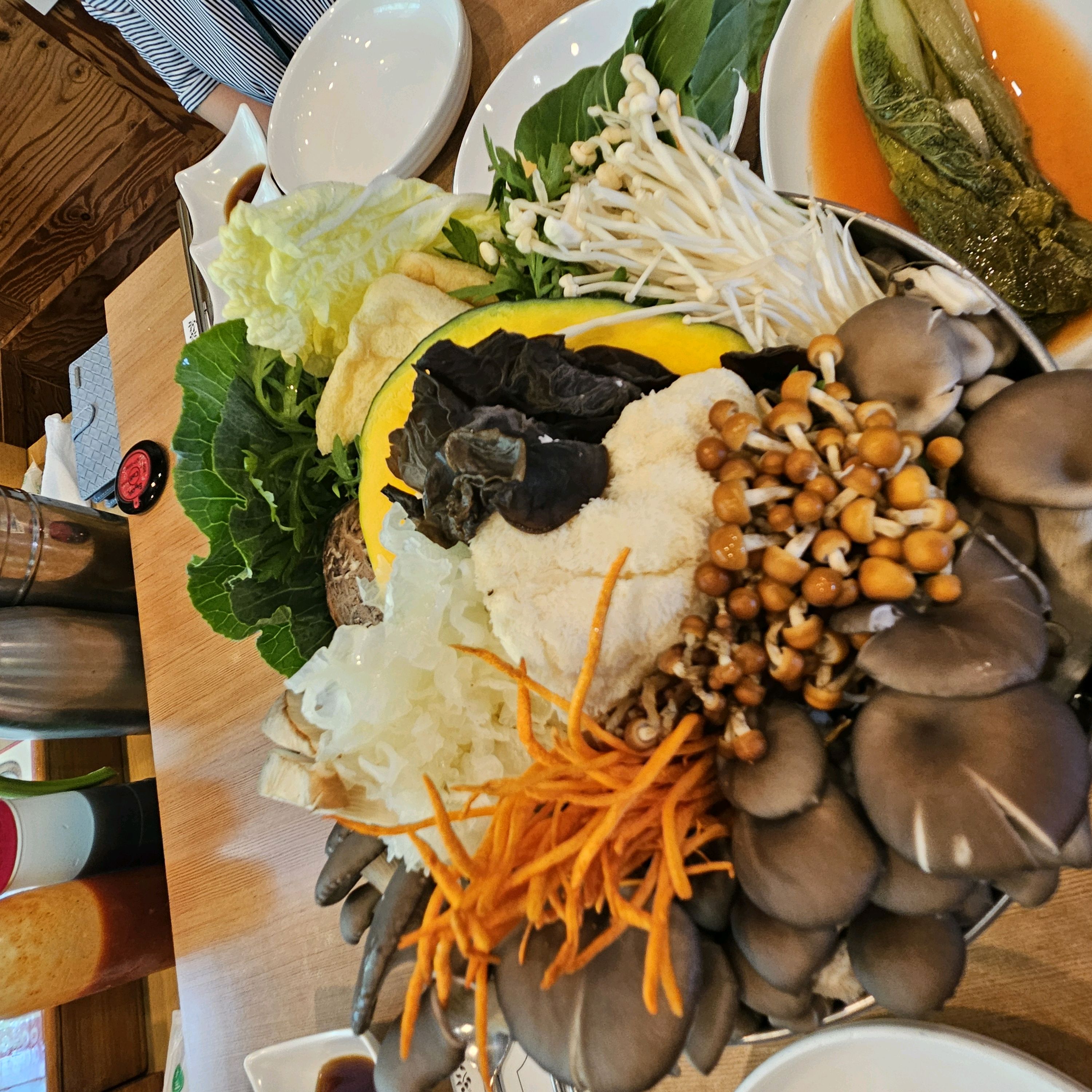 부모님과 같이 왔는데 예약없이도 바로 들어갈수있었습니다 - 대전 맛집 유씨네부엌
