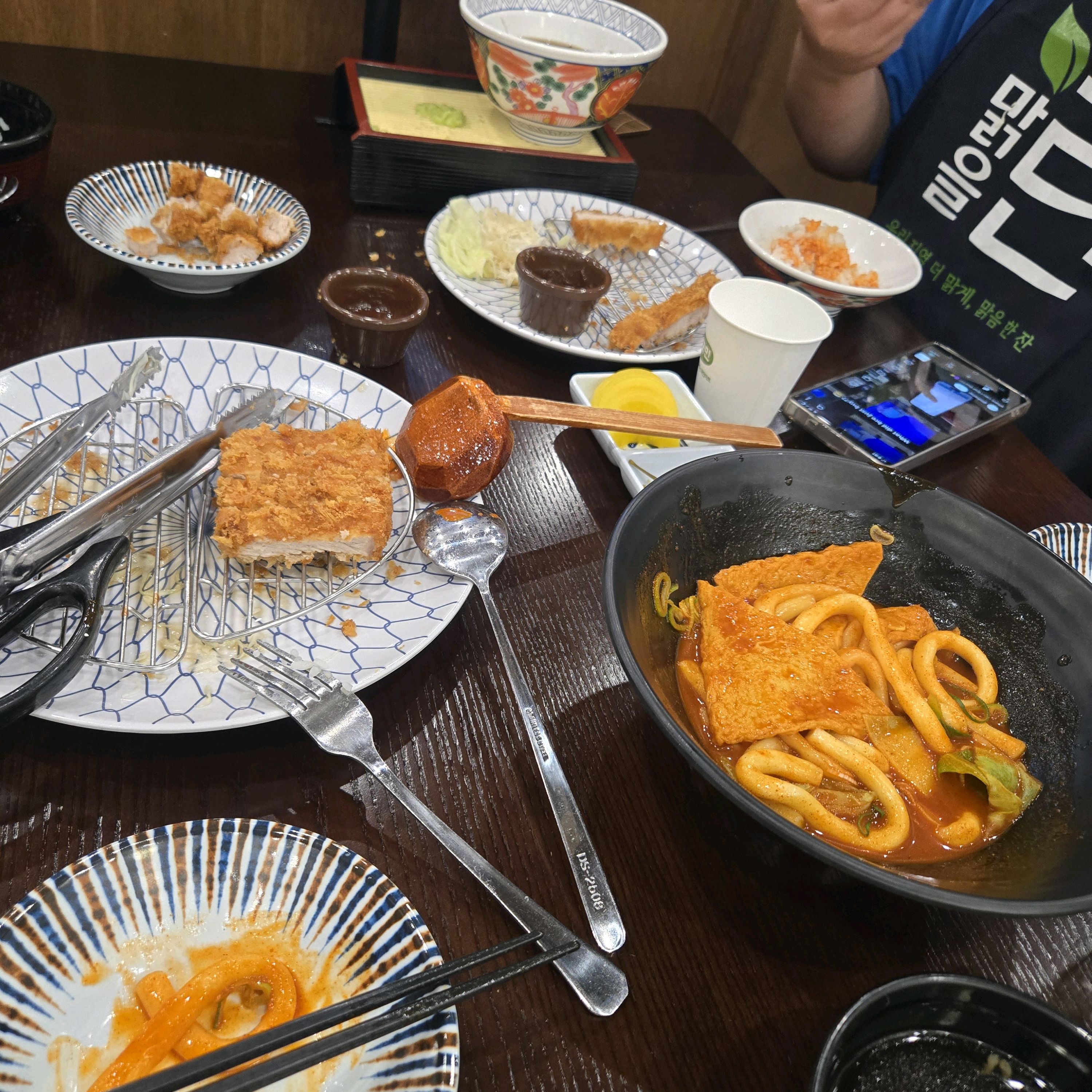 메뉴 나오자 마자 아이들이 순삭했네요^^ㅋ - 천안 청당동 맛집 삼동소바 천안구룡점