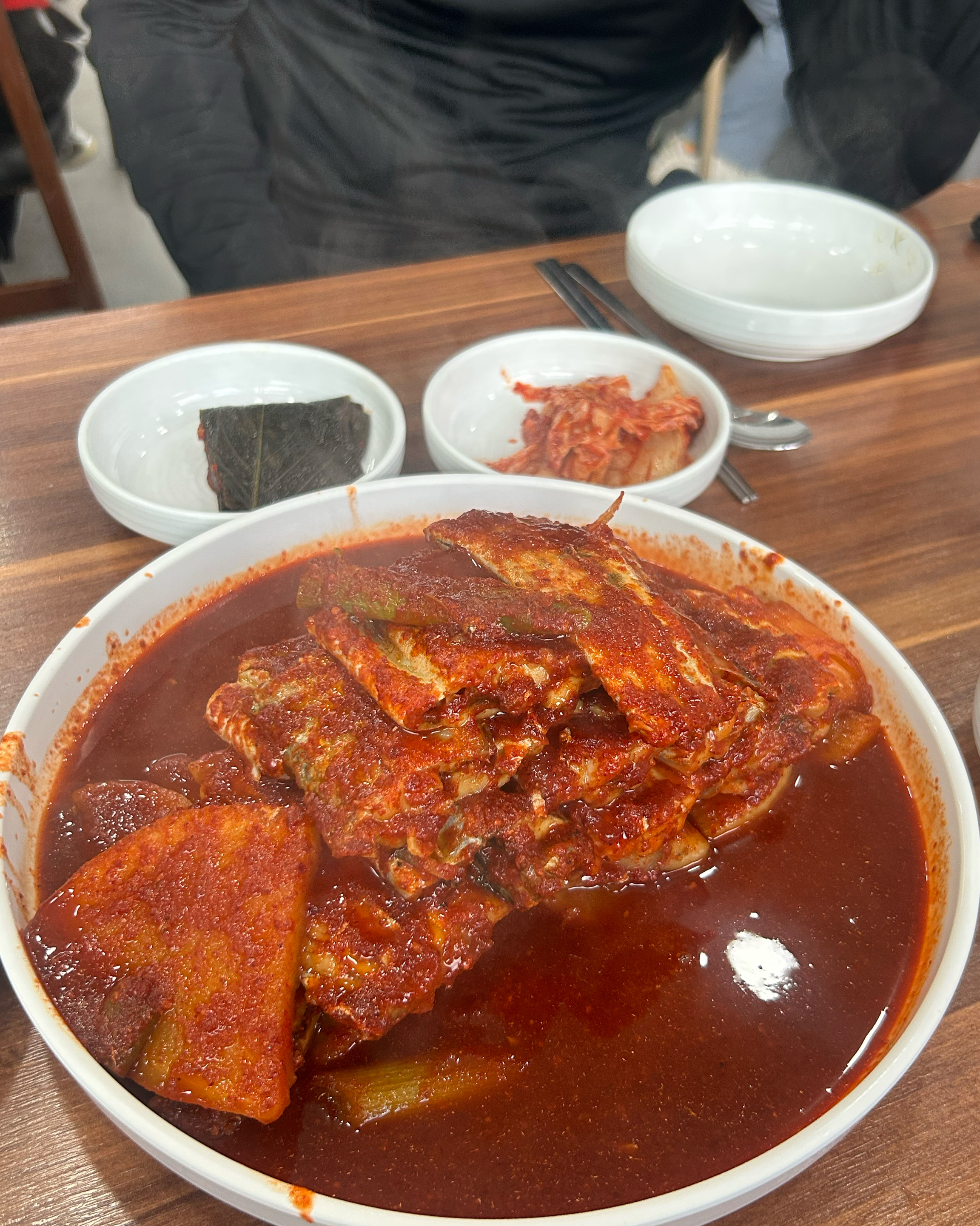 엄청 맛있어요 ~~ - 제주 맛집 황해식당 제주공항 갈치