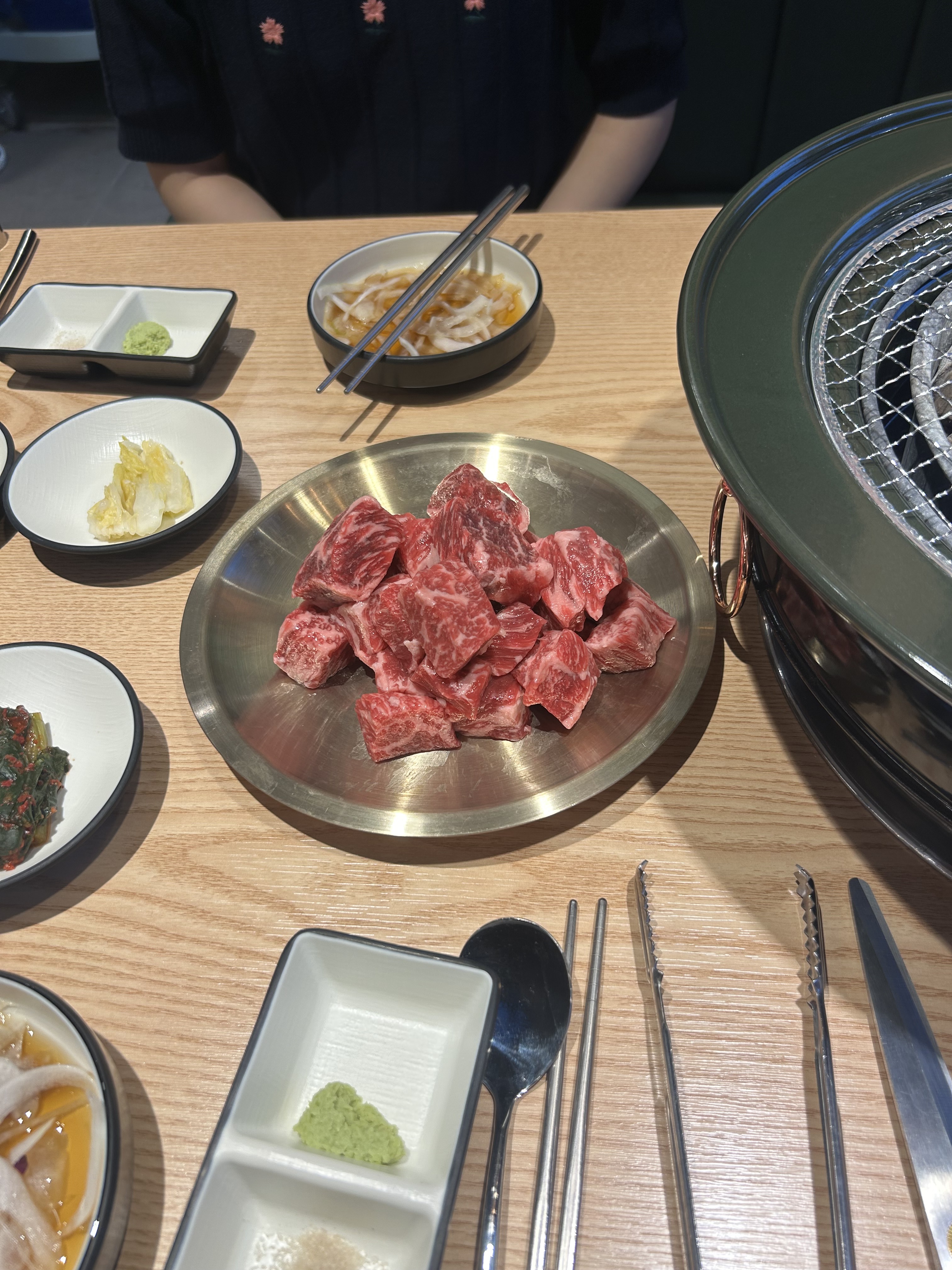 큐브눈꽃살 너무 맛있어요 주말에 연인끼리 추천합니다 - 대구 맛집 담가화로구이 대구수성못점
