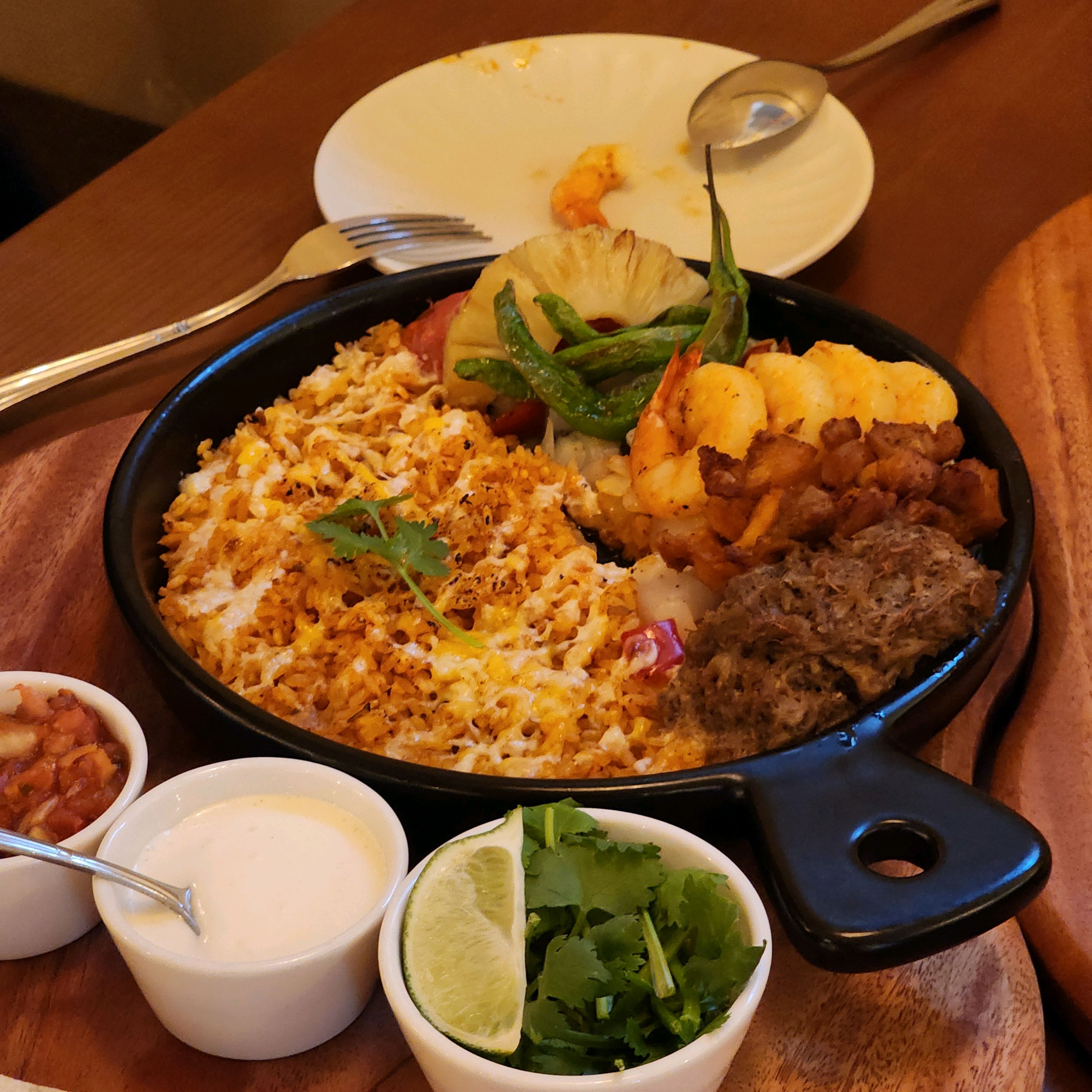 아들과 함께 왔어요. 분위기 좋고..음식도 맛있고 - 평택 소사벌 맛집 갓잇 평택소사벌점