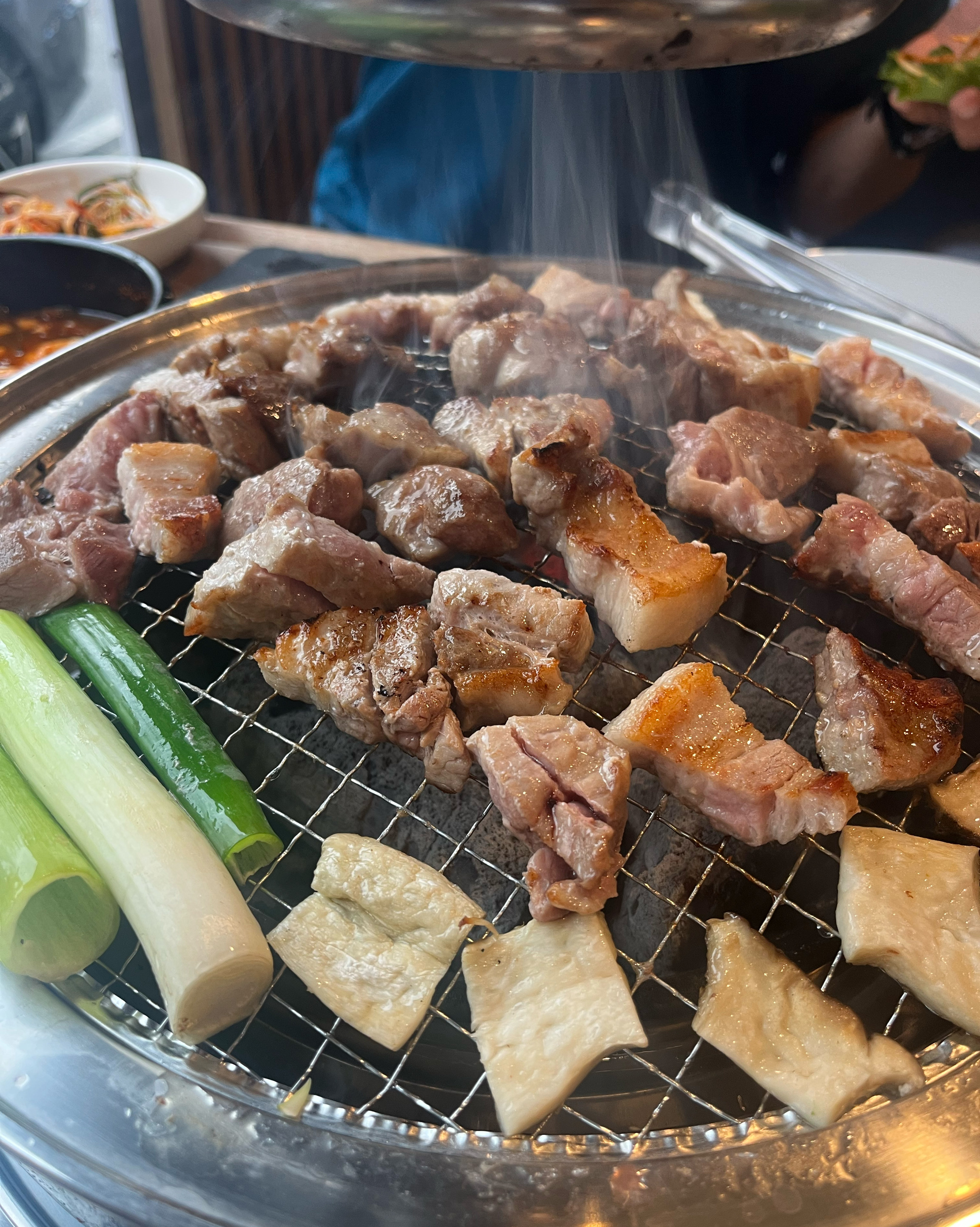 고기 양도 많고 맛있어요~ - 대전 맛집 반지하 관평점