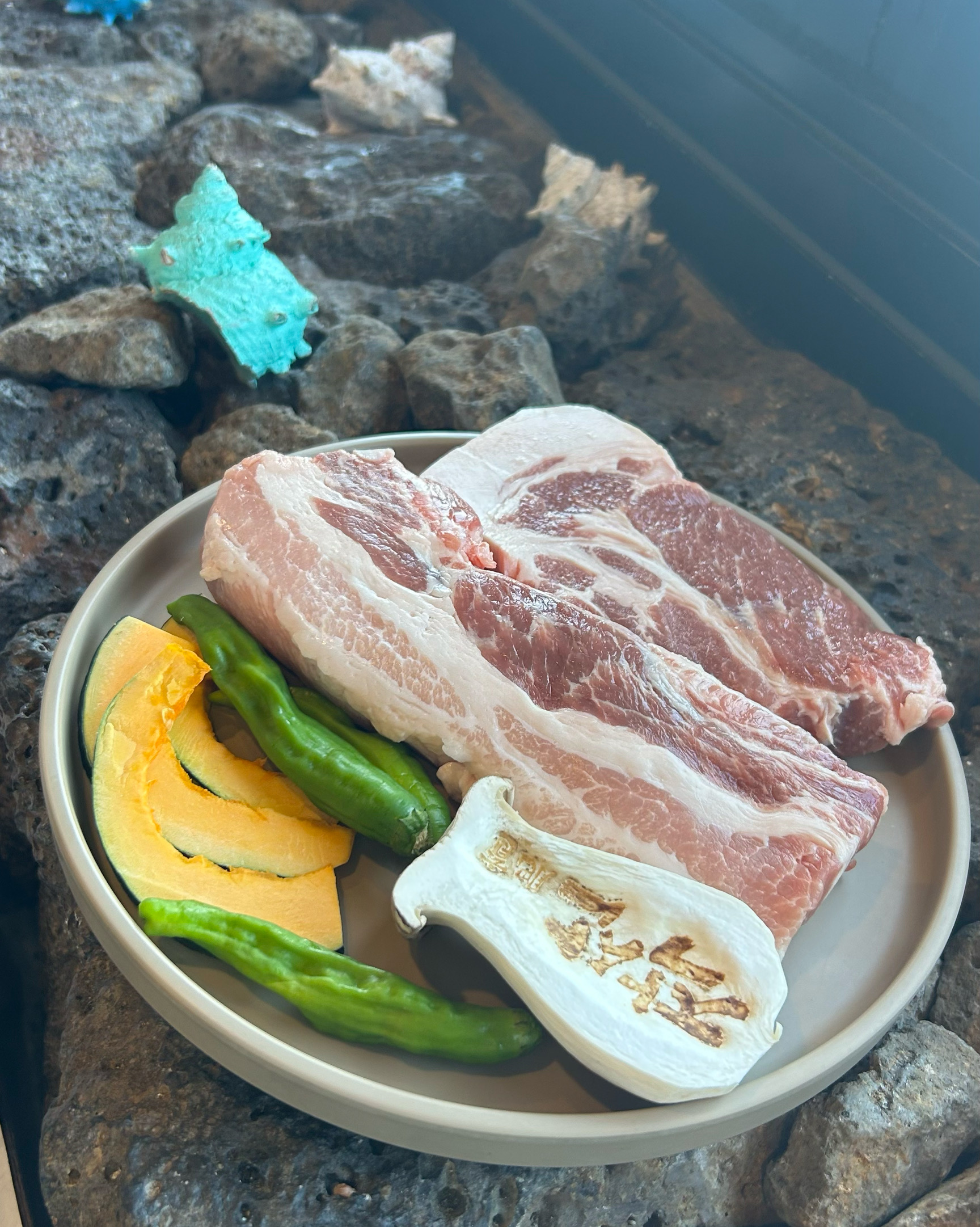 좀맛탱 - 제주 맛집 작산 애월흑돼지