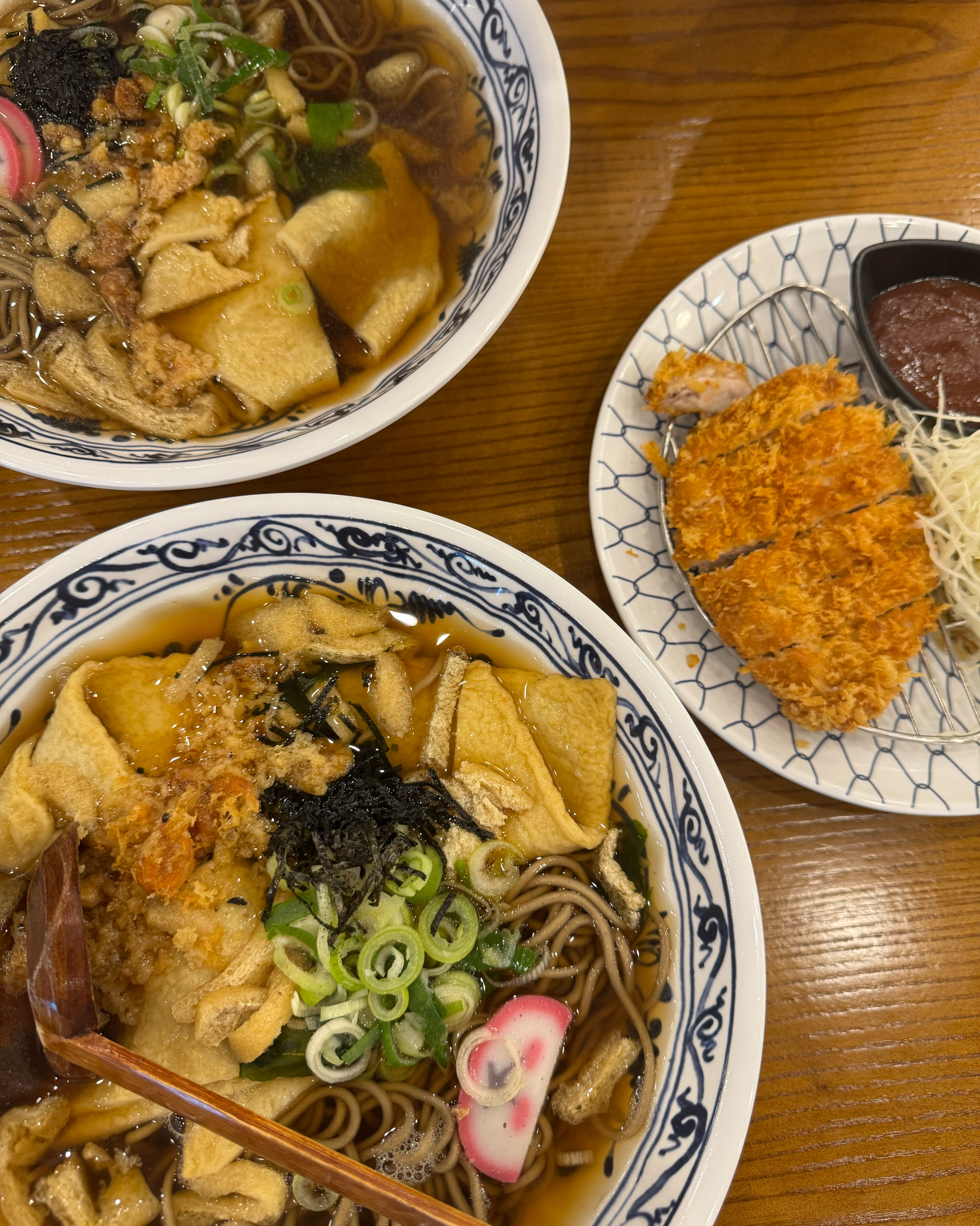 식감이 훌륭하고 소바의 풍미도 잘 살렸네요!! - 성북동 맛집 삼동소바 성북동점