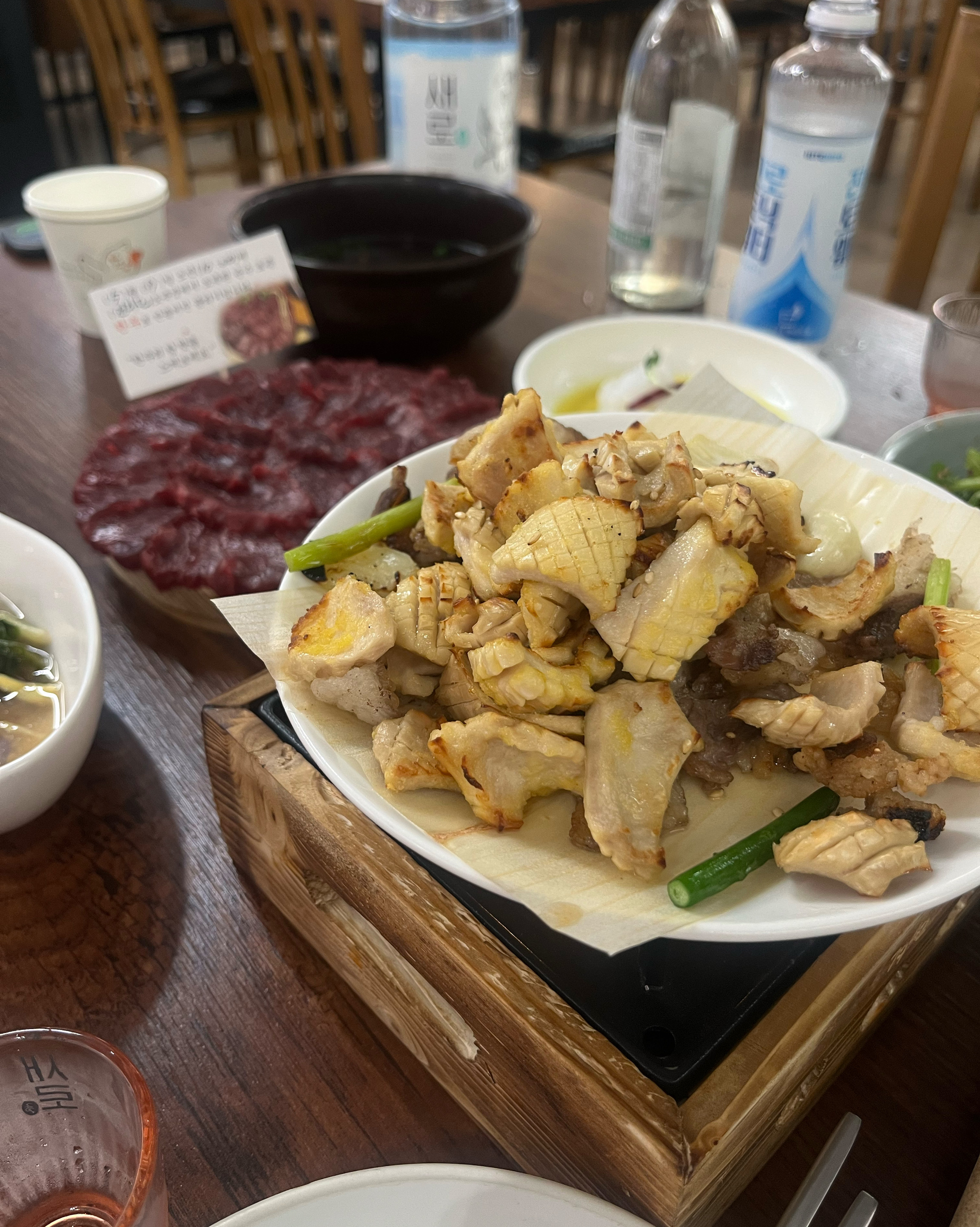 오드래기랑 양지 처음 먹어보는데 설명도 자세하게 친절히 해주시고 음식도 엄청 맛있어용🥰😍