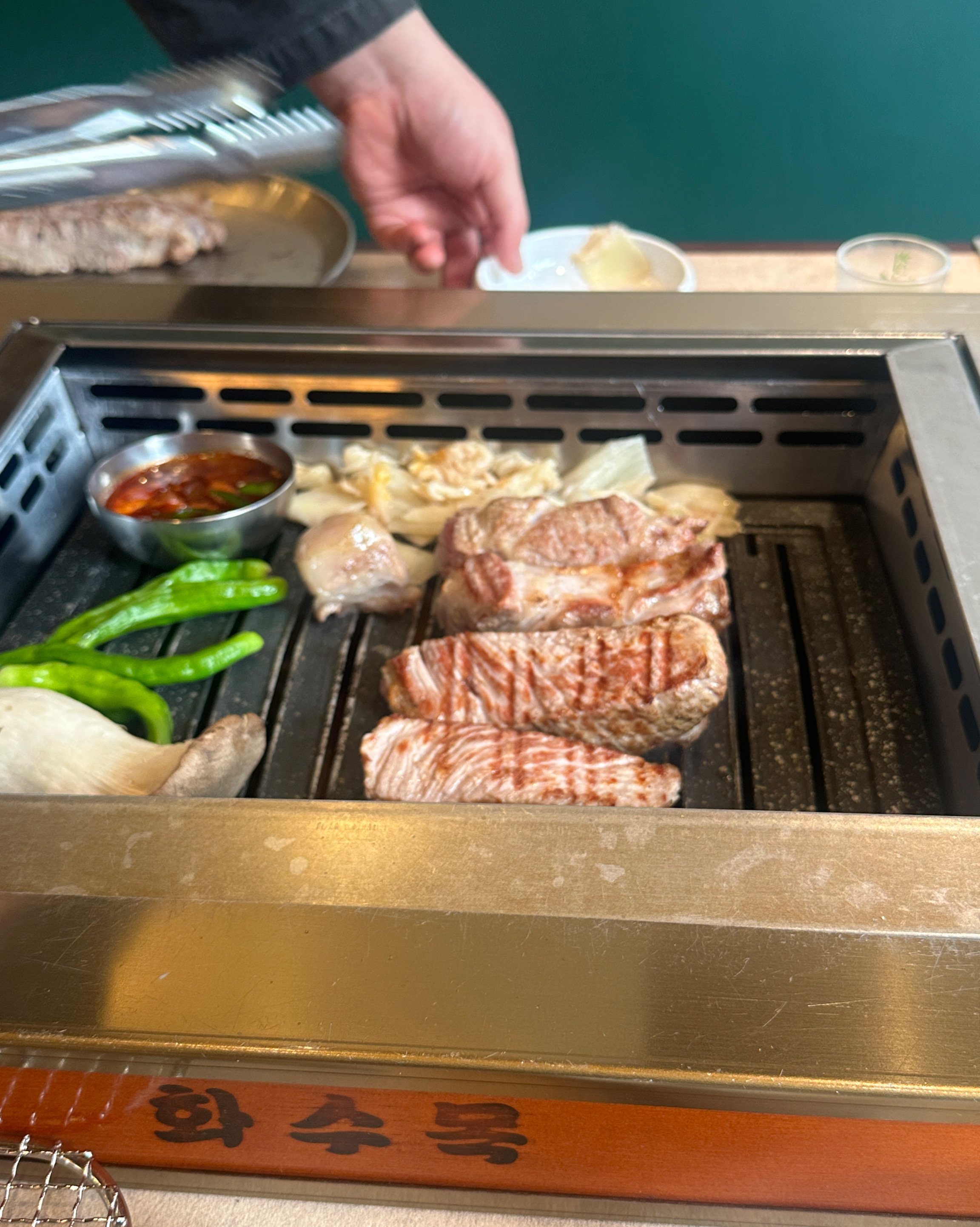 맛있어요! - 제주 맛집 화수목보리짚불구이 연동점