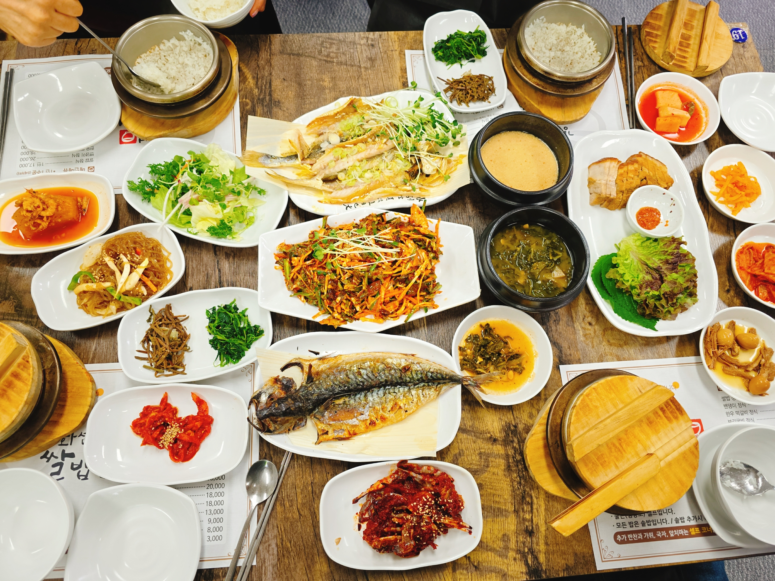강화섬쌀맛집 답게 쌀밥이 정말 기가막혀요 보리굴비 정식 기대안했는데 보리굴비도 맛있네요 순