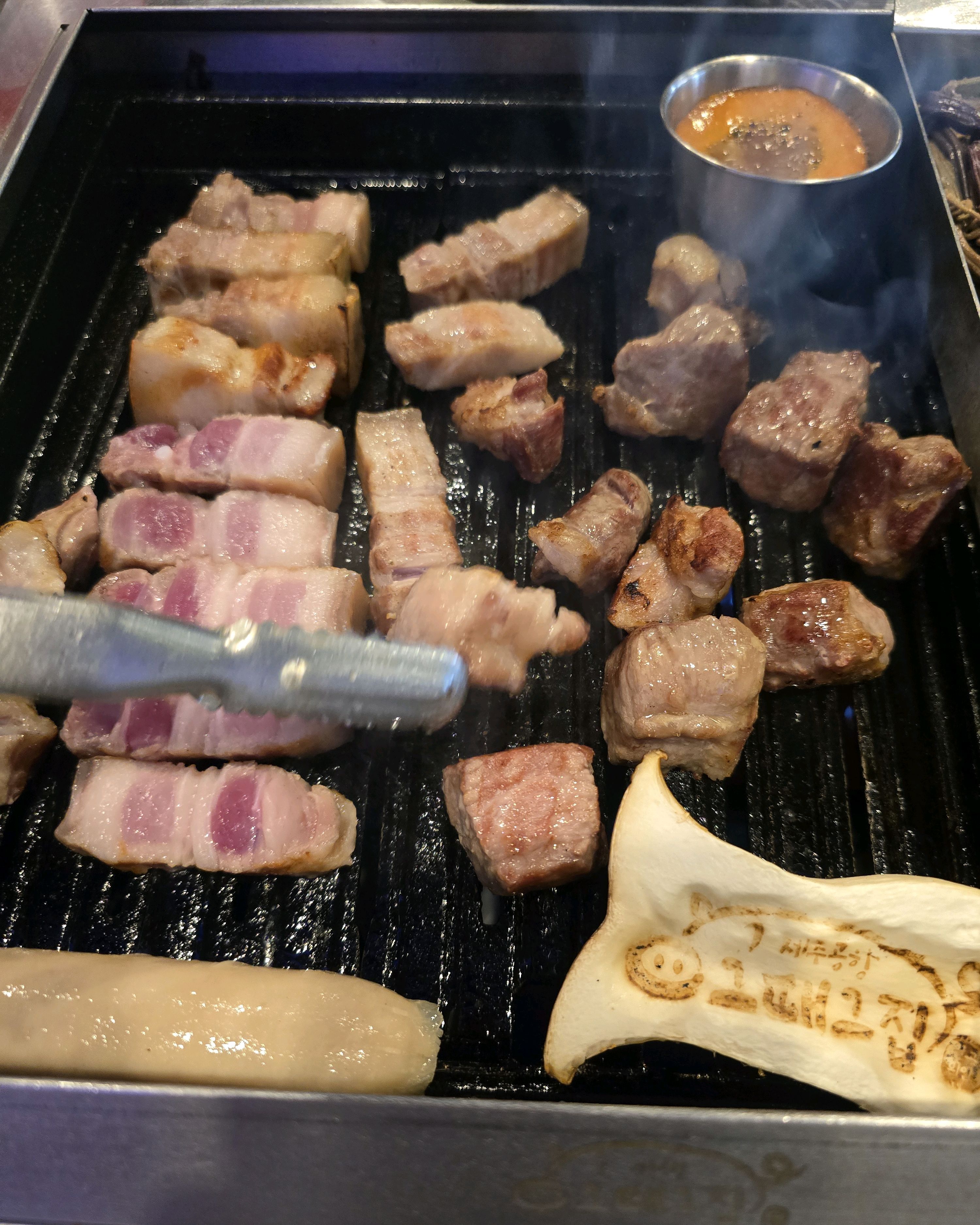 흑돼지반반 시켰는데 맛있었어요~ - 제주 맛집 제주공항그때그집