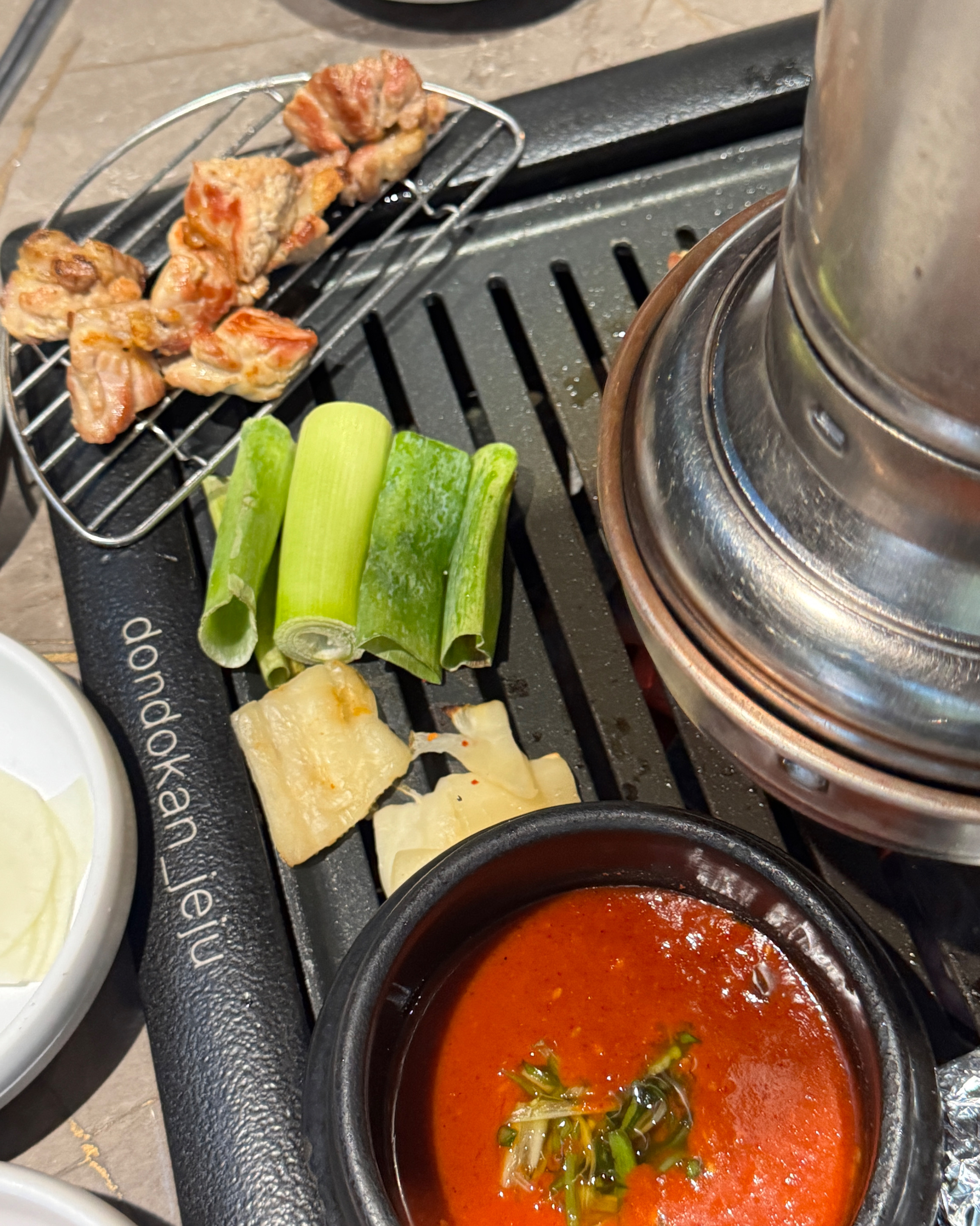 여기만 한곳이 없어요. 레알 - 제주 맛집 돈도칸 연동흑돼지