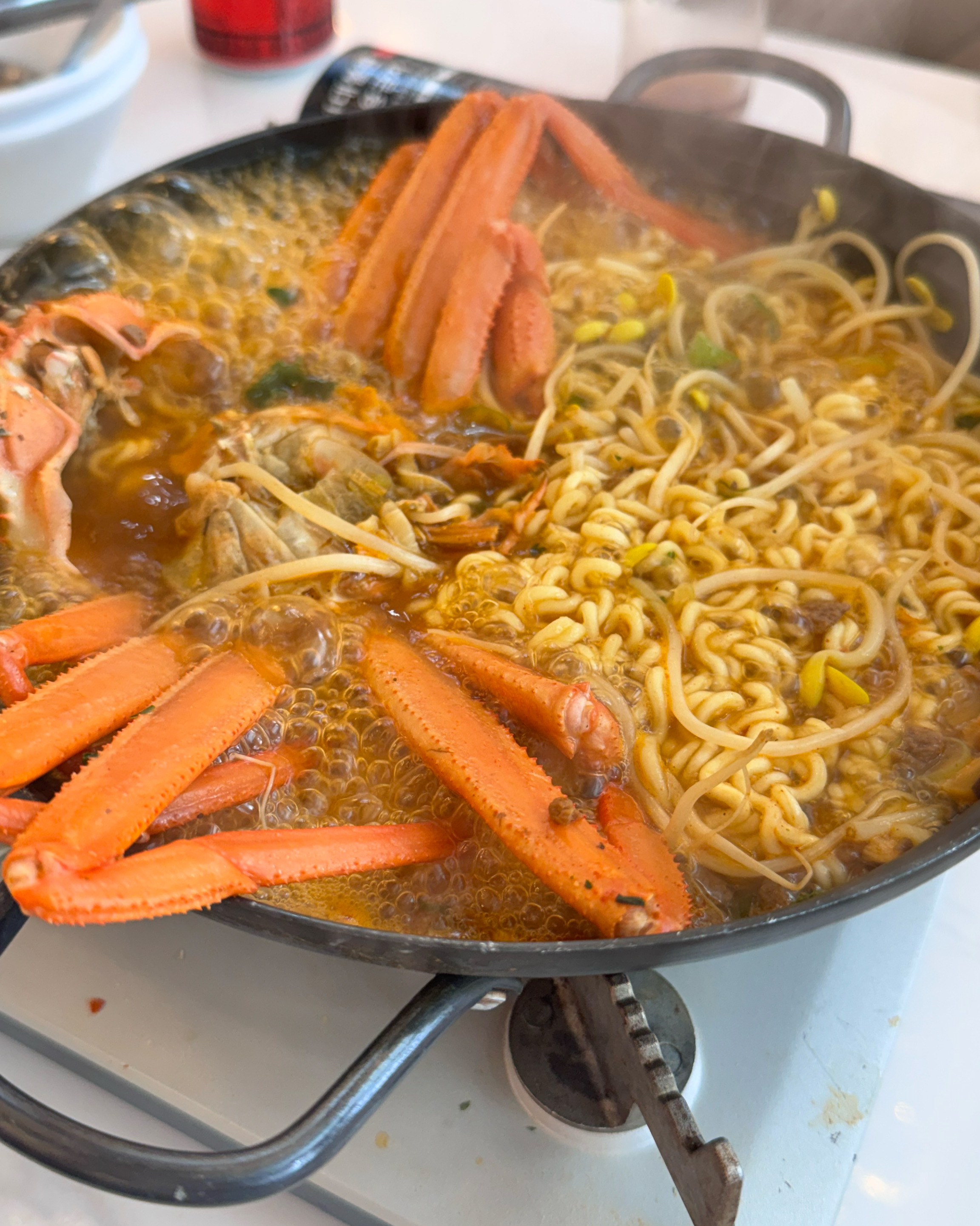 정신없이 먹다보니 대개 사진을 못찍었어요! - 아바이마을 맛집 대게여왕
