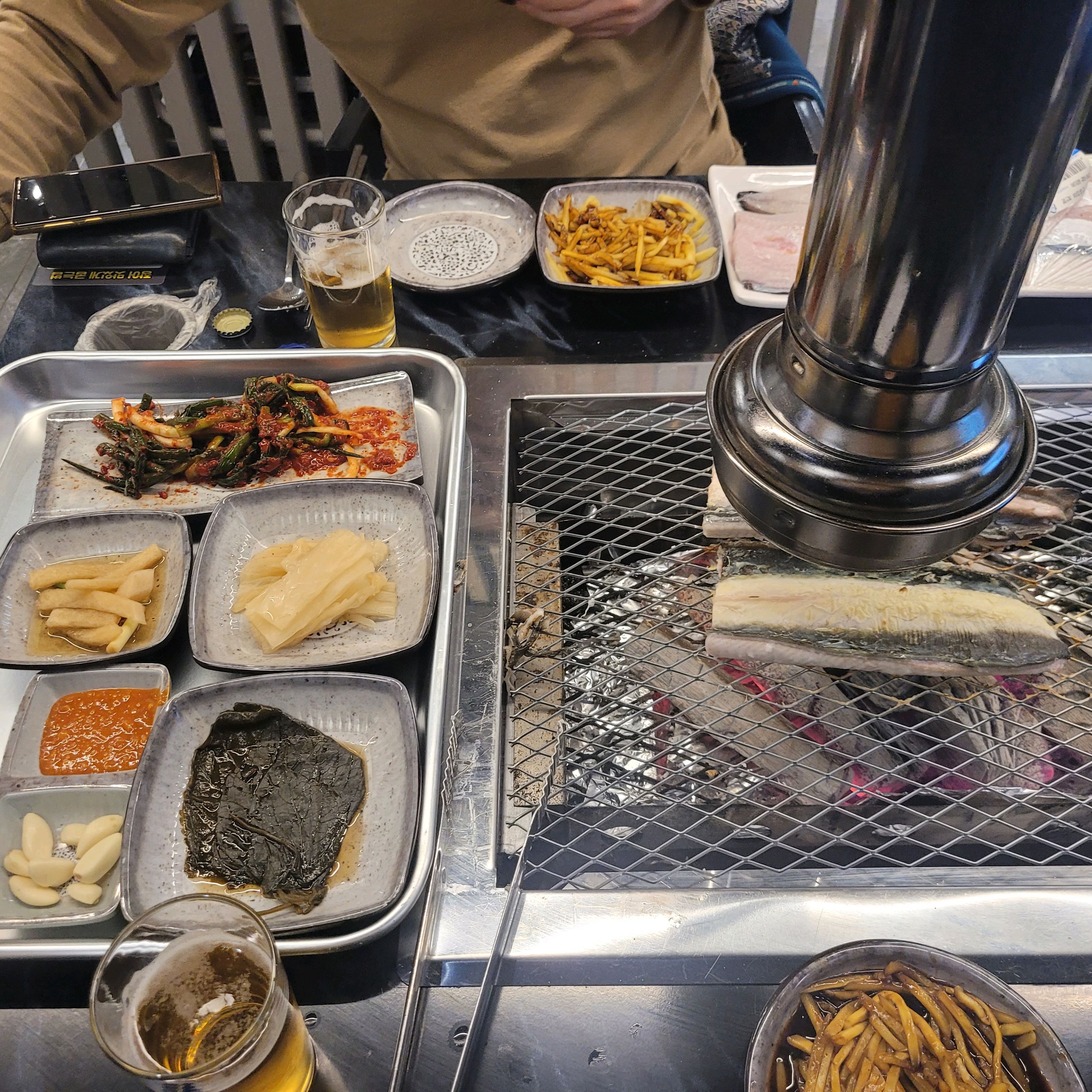 정육 식당처럼 장어부터 고르고 앉았어요~ - 인천 맛집 팔당장어 인천논현점
