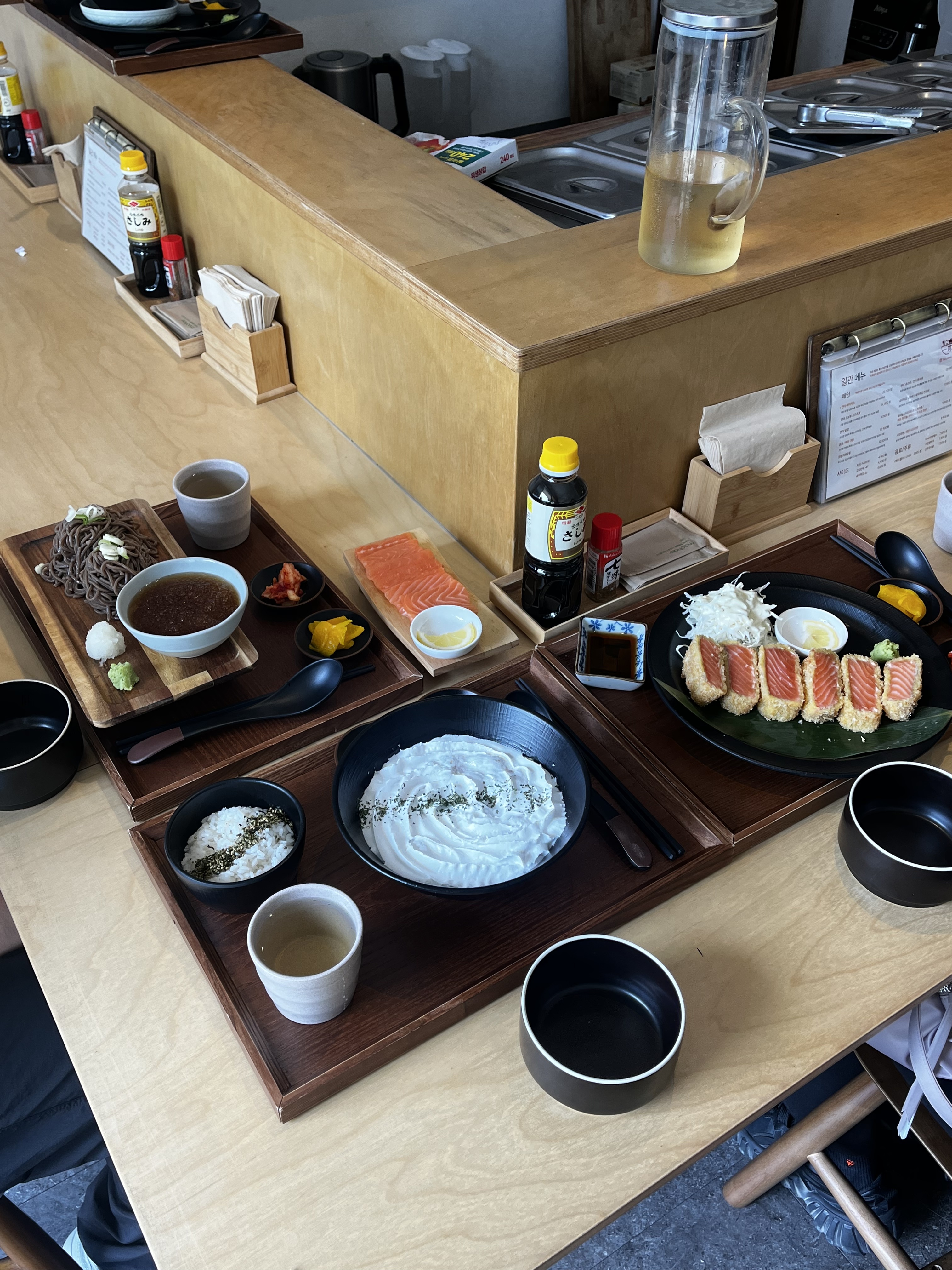 밥 먹으러 왔는데 완전 갈마동 맛집이네요..! 저는 크림카레우동이 좋은 것 같아요 ㅎㅎ - 대전 맛집 일관 대전갈마동본점