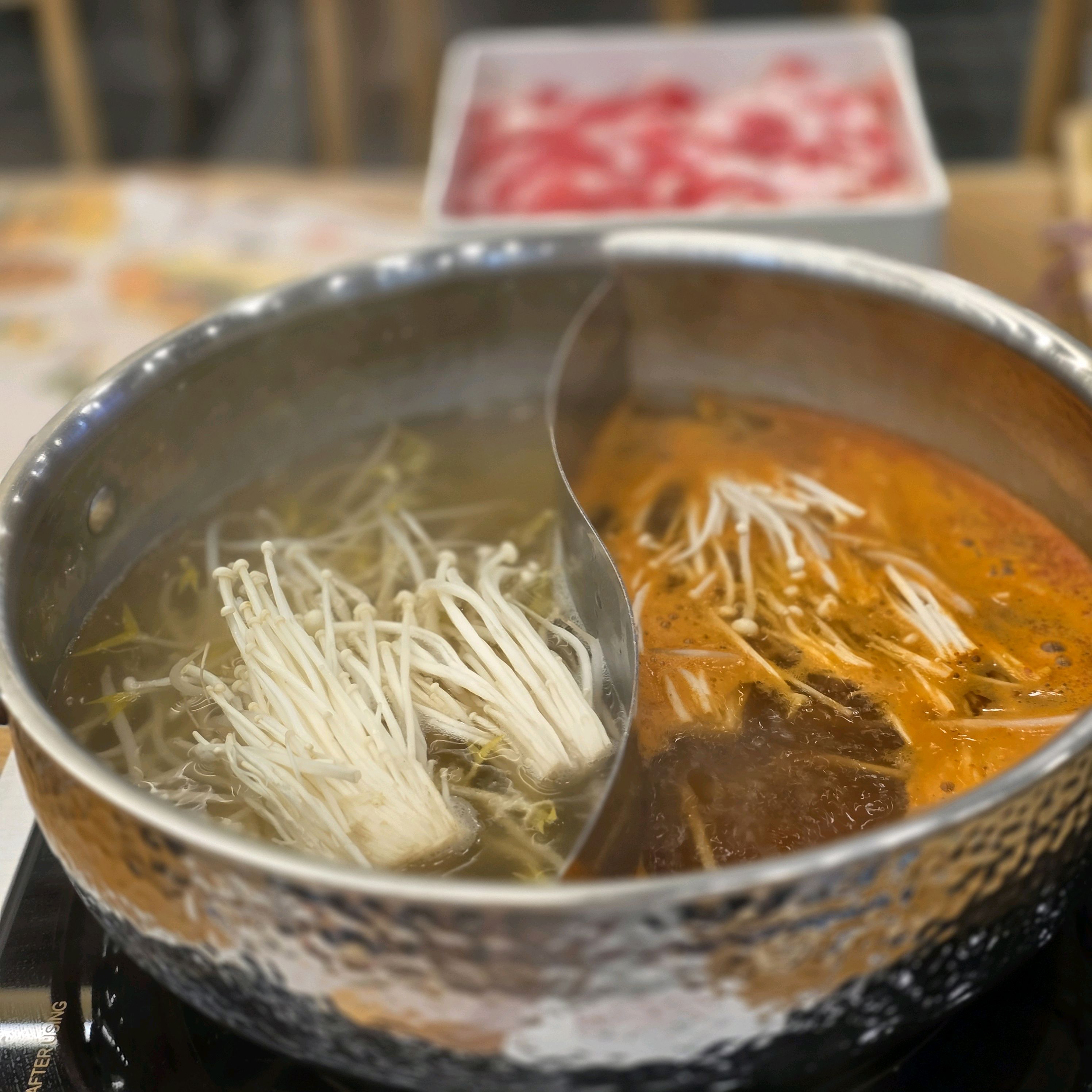 처음와봤는데 샤브샤브 재료들이 신선하고 직원분들이 친절해서 즐거운 식사시간이었습니다. - 인천 맛집 샤브올데이 영종운서운남점